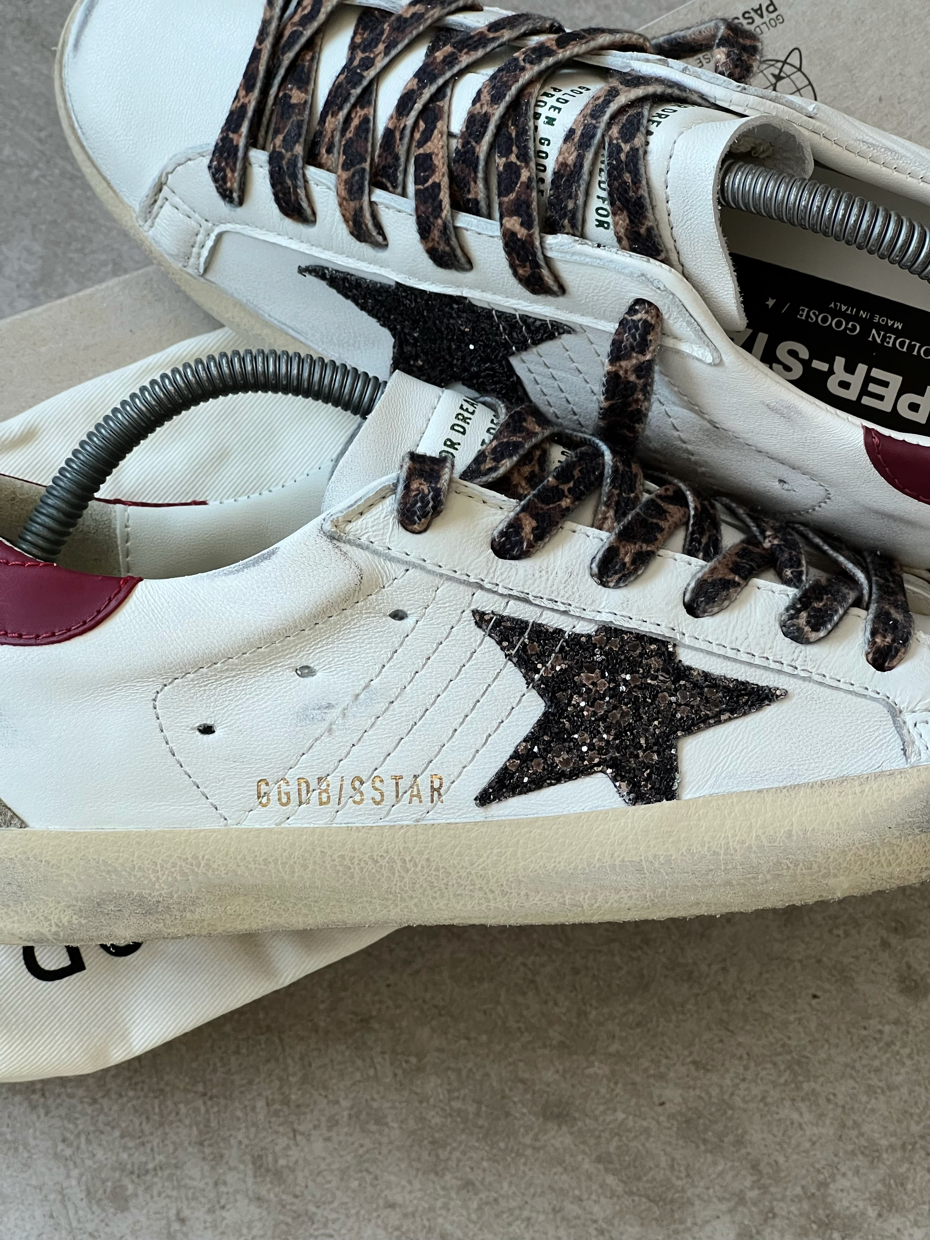 Size 36 | Golden Goose Superstar Woman