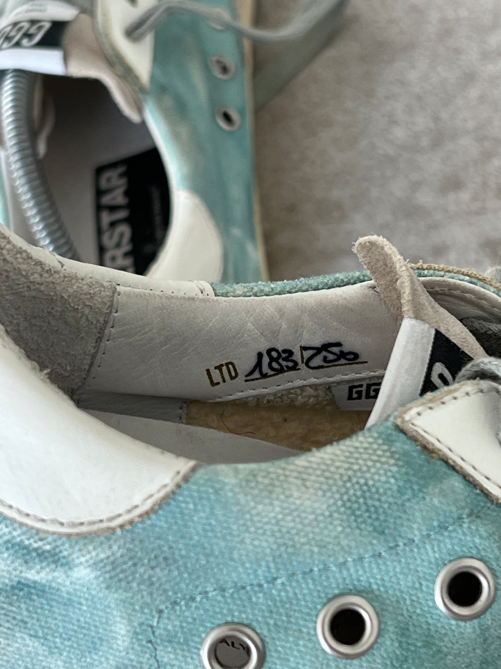 Talla 37 | Exclusive Superstar Golden Goose 250 pairs