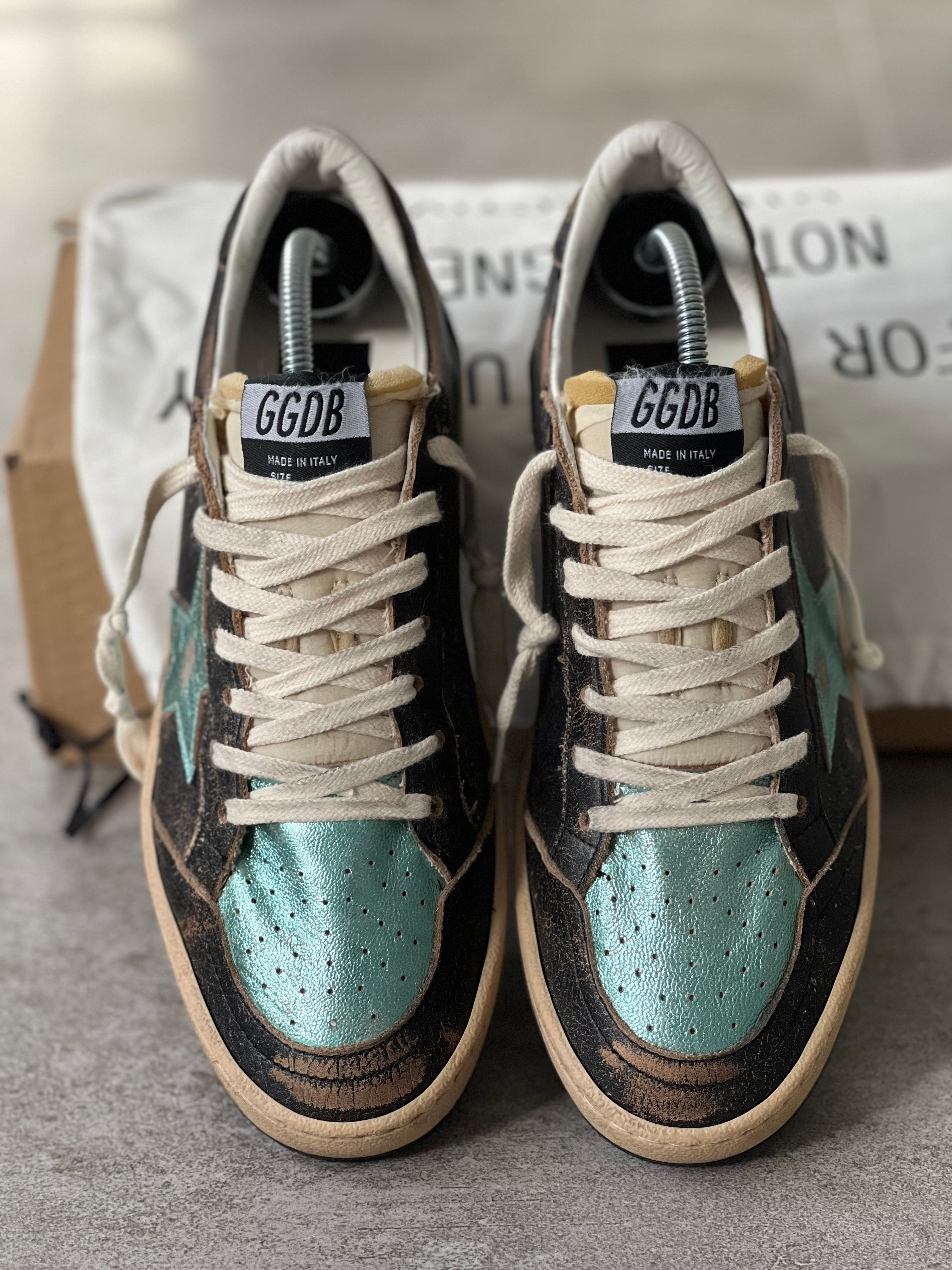 Talla 38 | Ball Star Black Edition Golden Goose