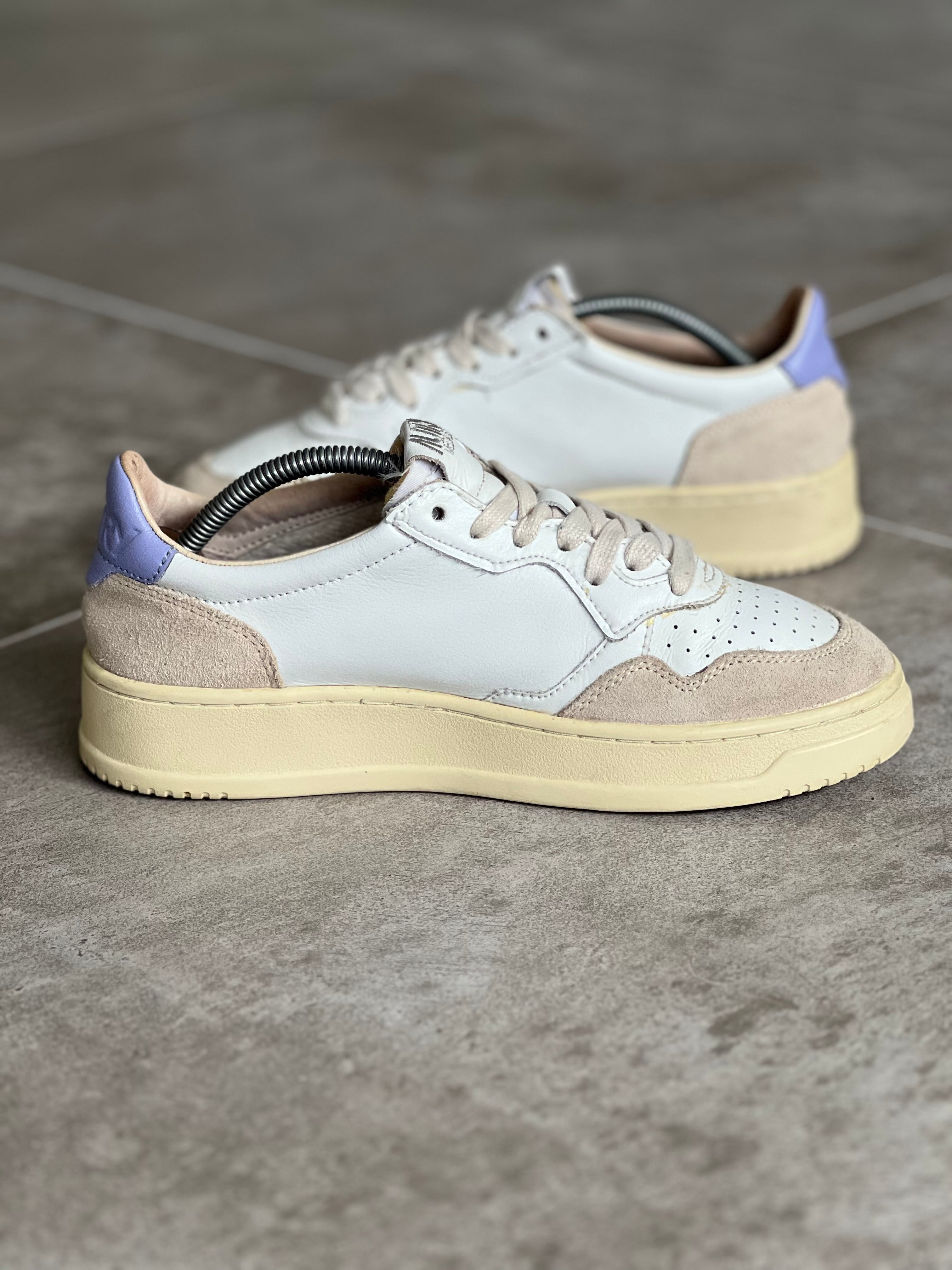 Talla 38 | Autry Medalist White & Purple Woman