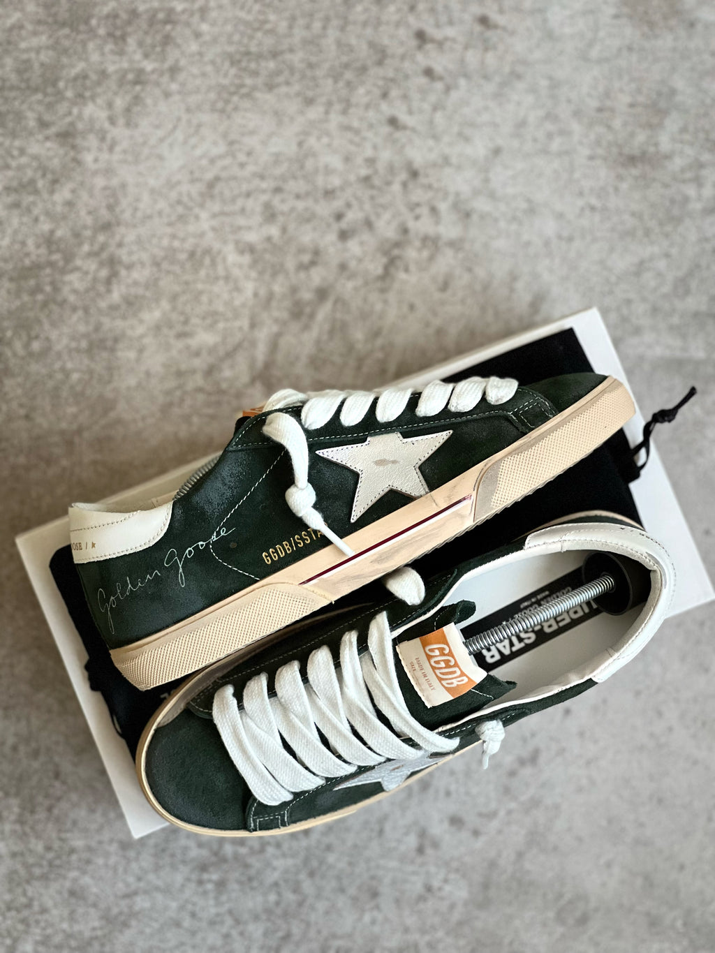 Talla 42 | Golden Goose Superstar Man Green New Collection