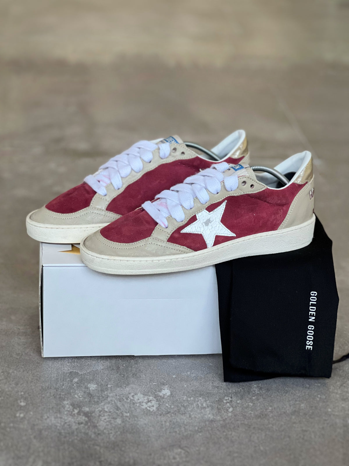 Zapatillas Golden Goose Ball Star "78" - Burdeos y Blancas
