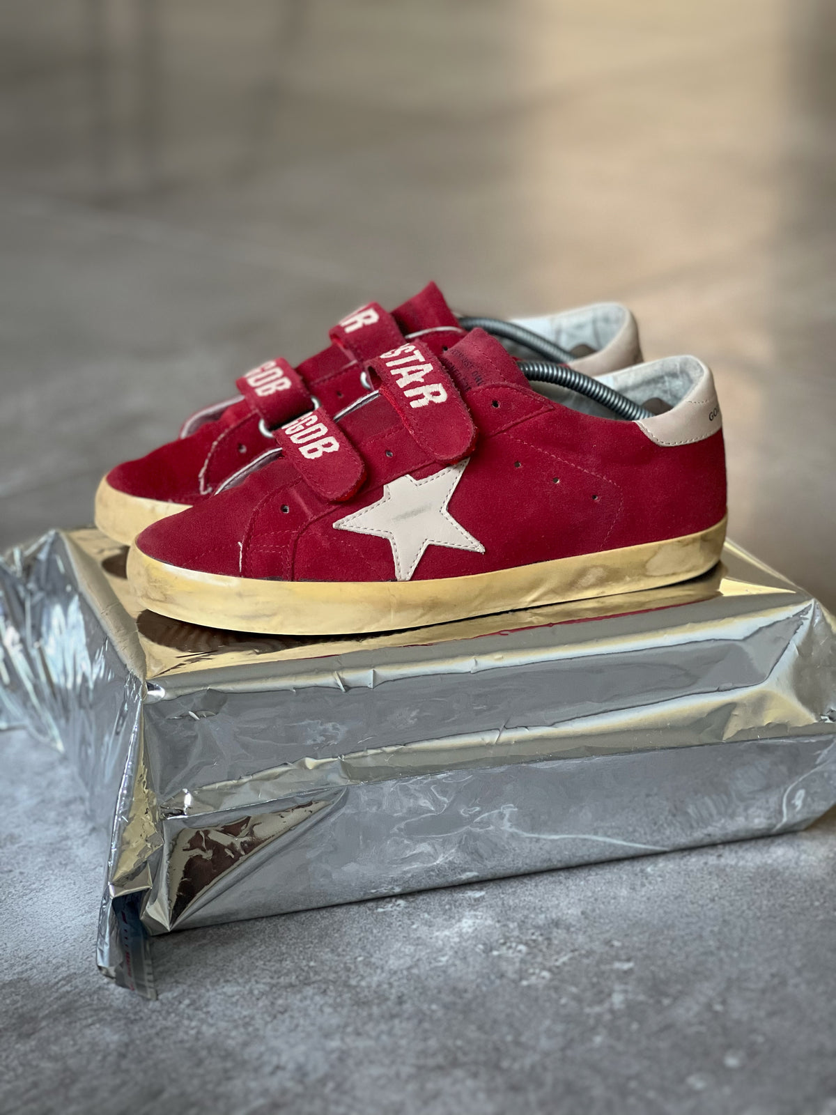 Golden Goose Old School Red & White Woman