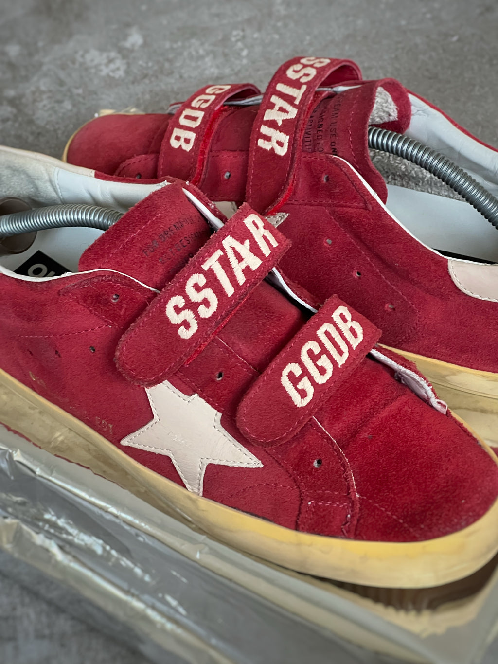 Golden Goose Old School Red & White Woman