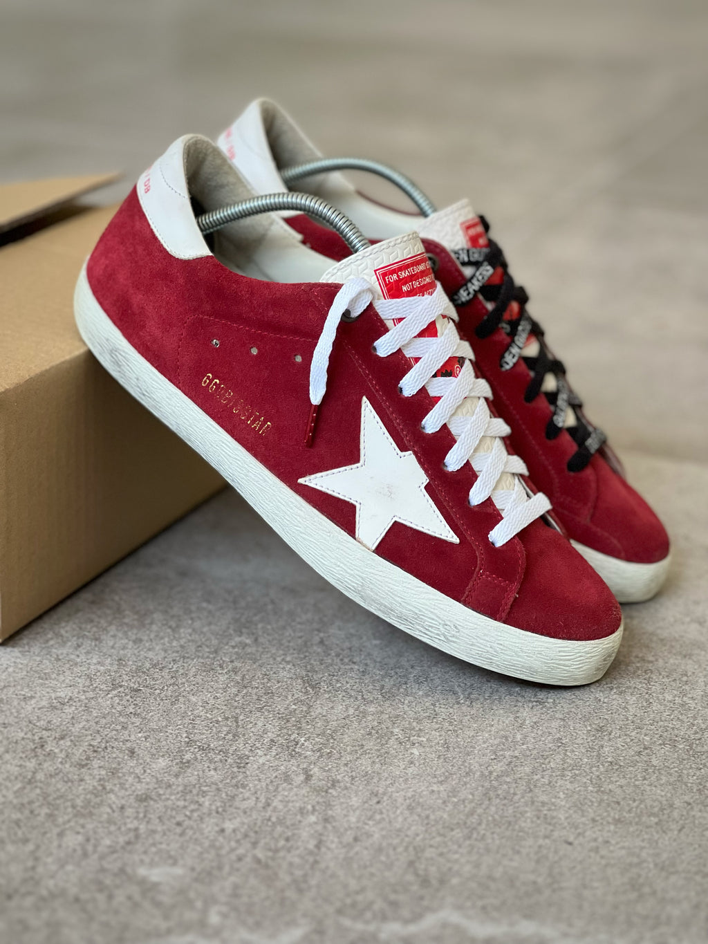 Talla 41 | Red & White Superstar