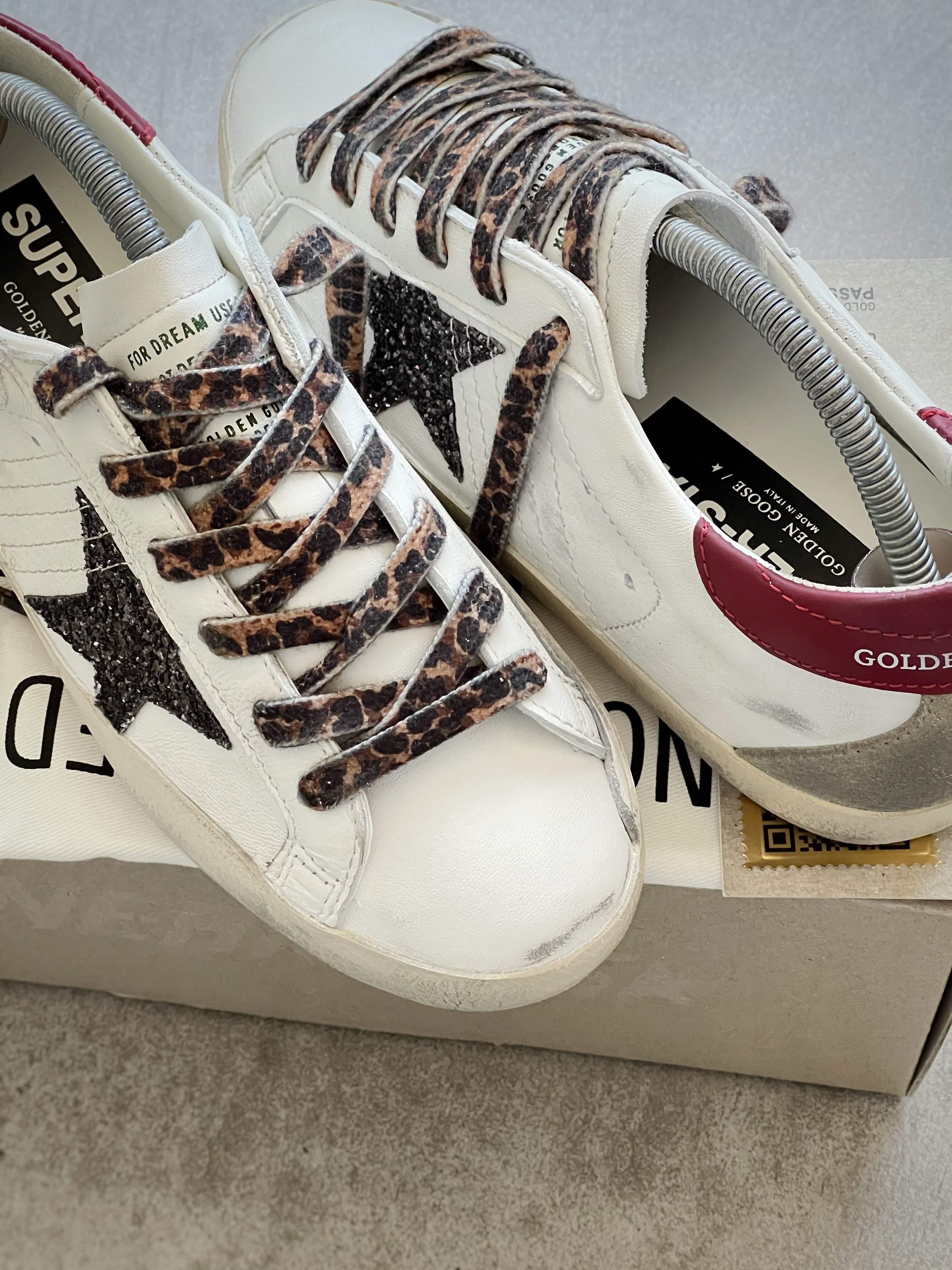 Size 36 | Golden Goose Superstar Woman