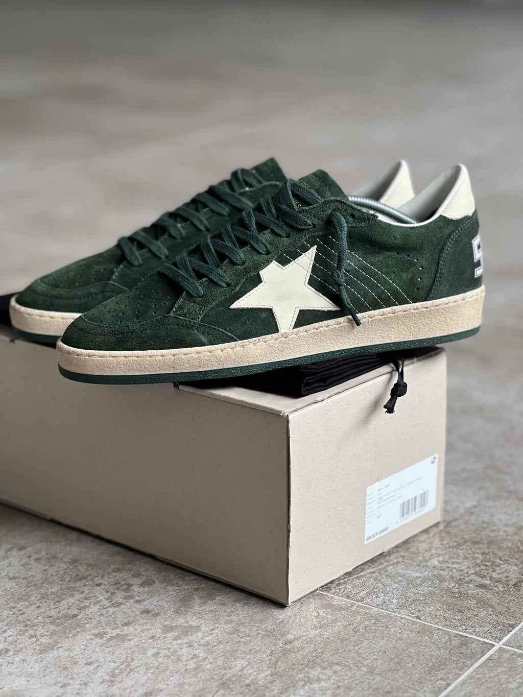 Size 41 | Golden Goose Ball Star Dark Green Man