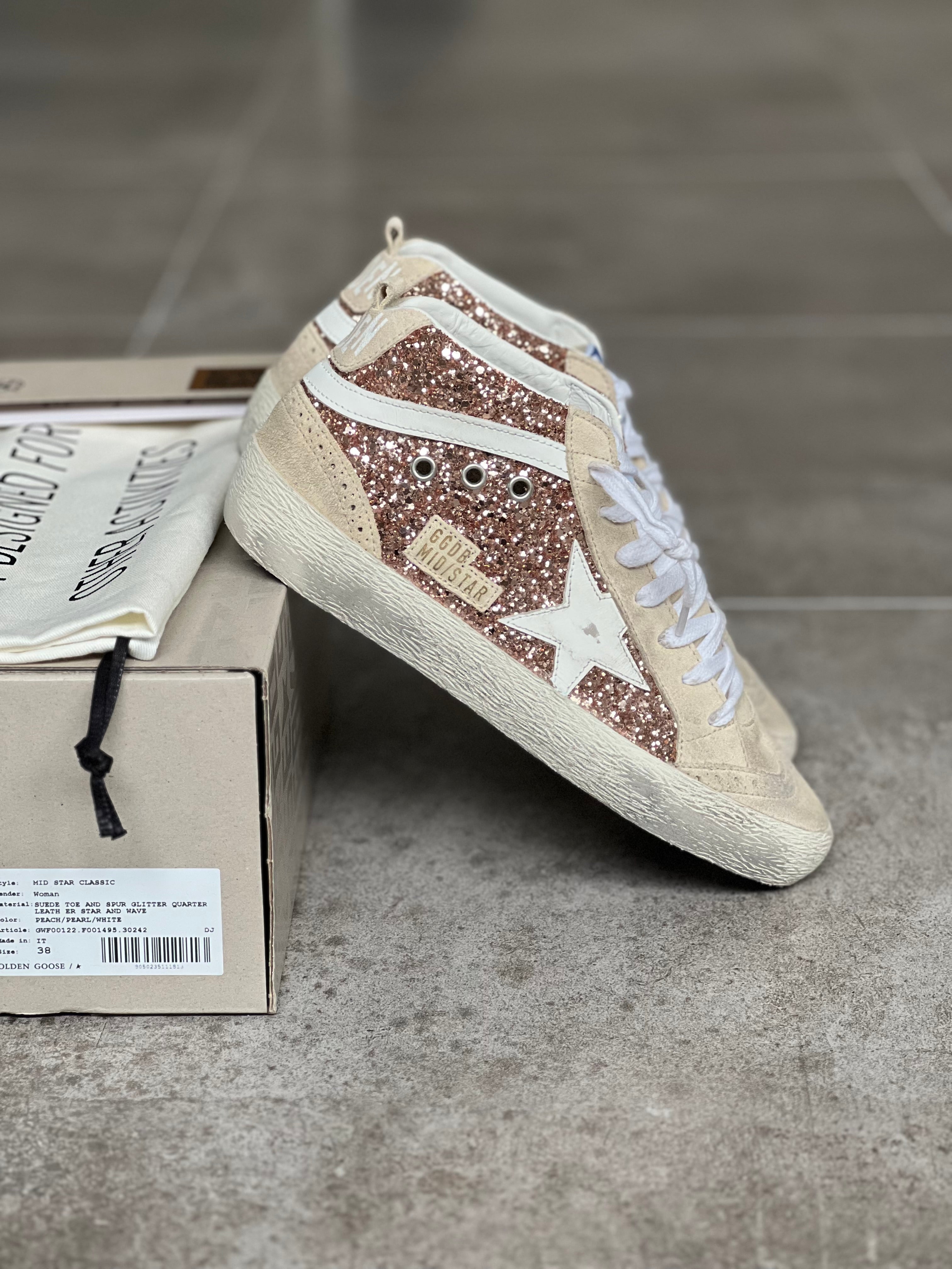 Size 38 | Mid Star Golden Goose