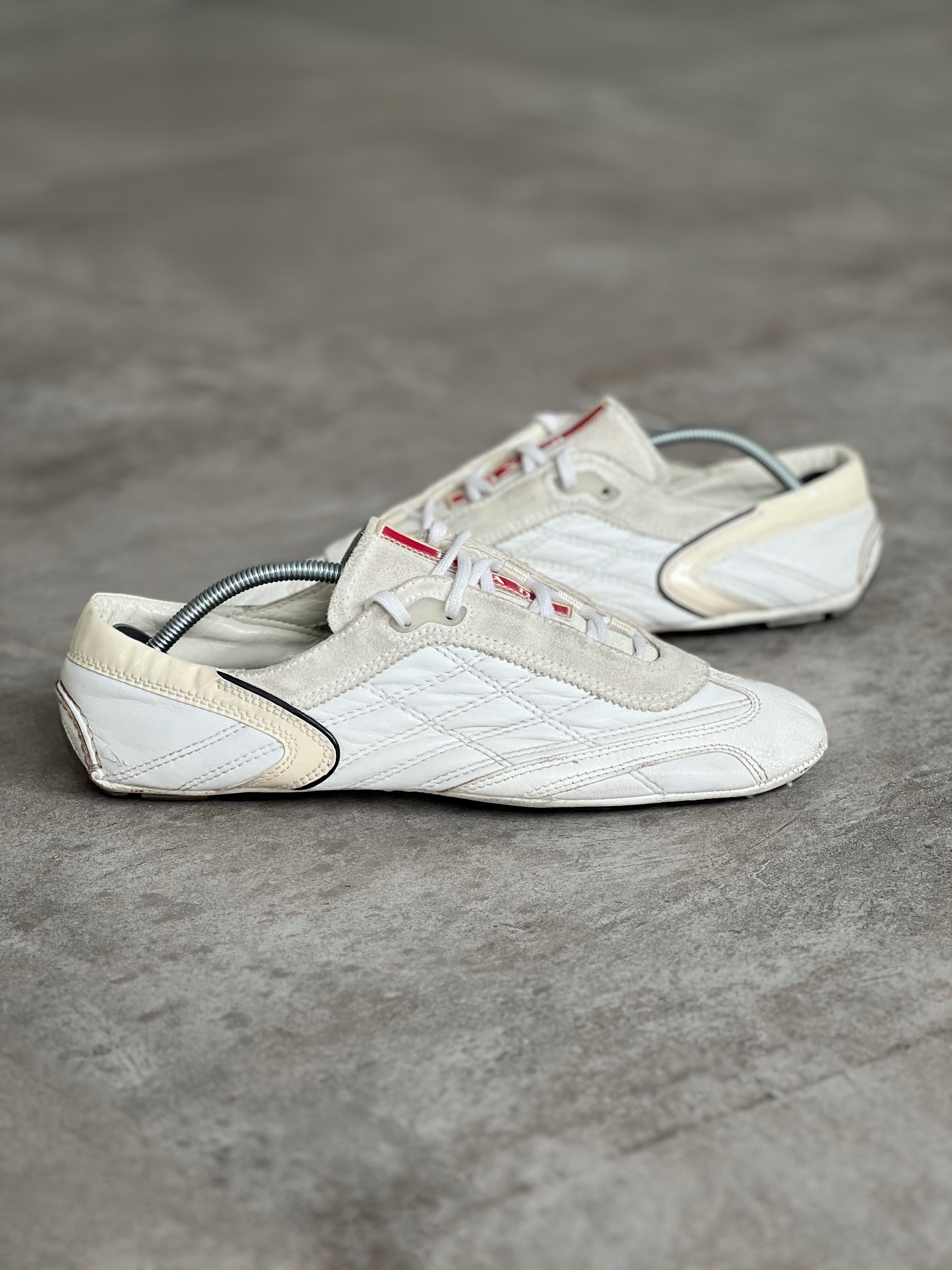 Size 40 | Prada Vintage Sneakers Original Y2k Style