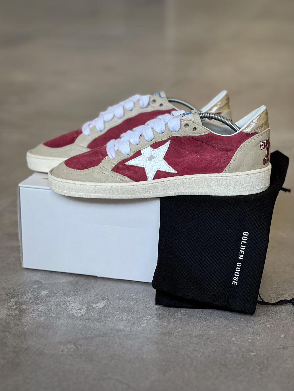 Zapatillas Golden Goose Ball Star "78" - Burdeos y Blancas