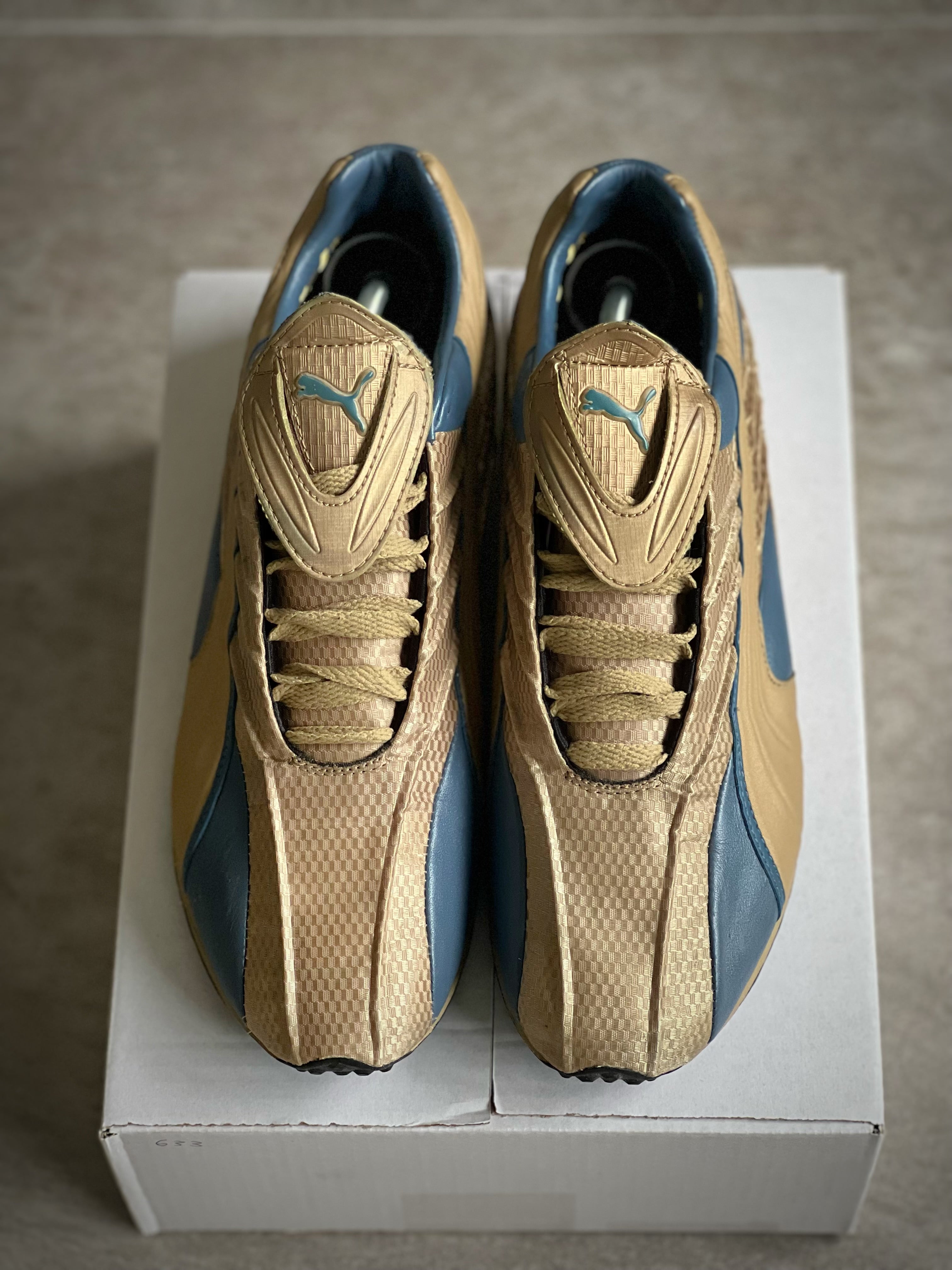 Talla 42 | 2003 Puma Japan Exclusive Y2K
