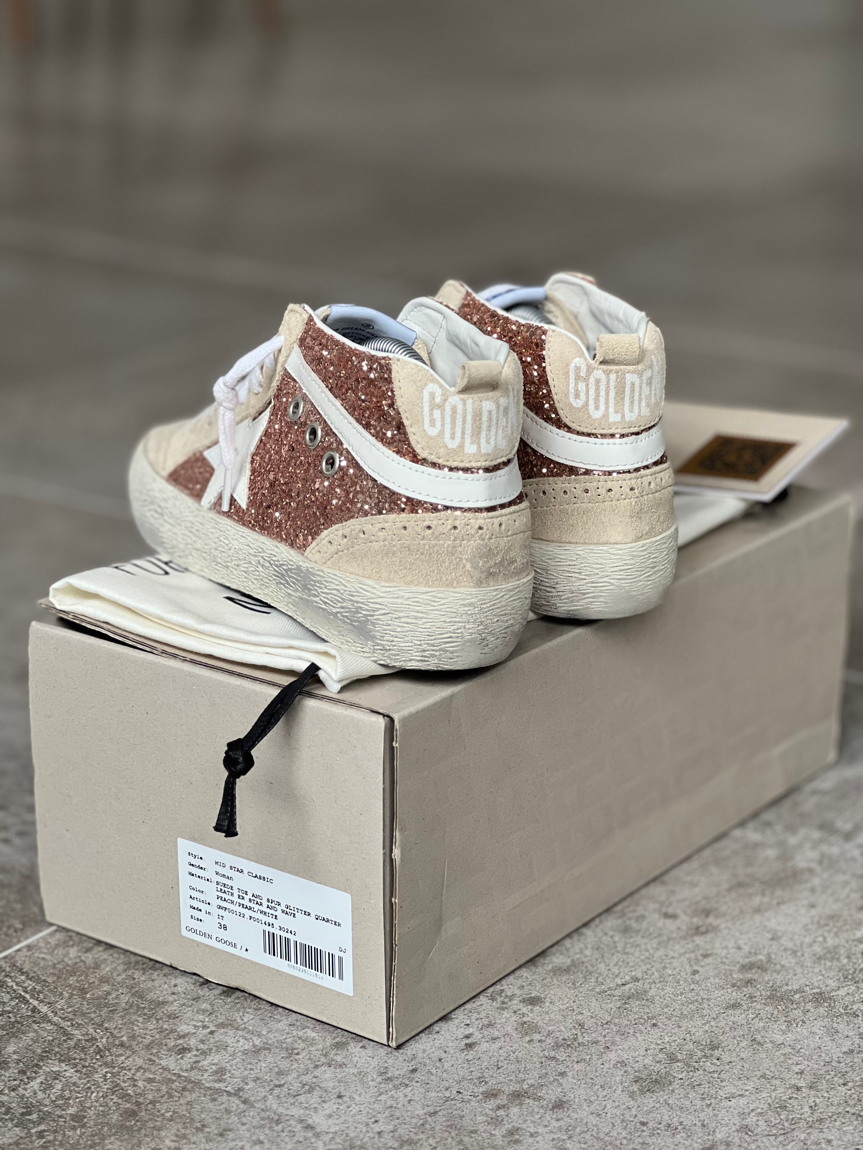 Size 38 | Mid Star Golden Goose