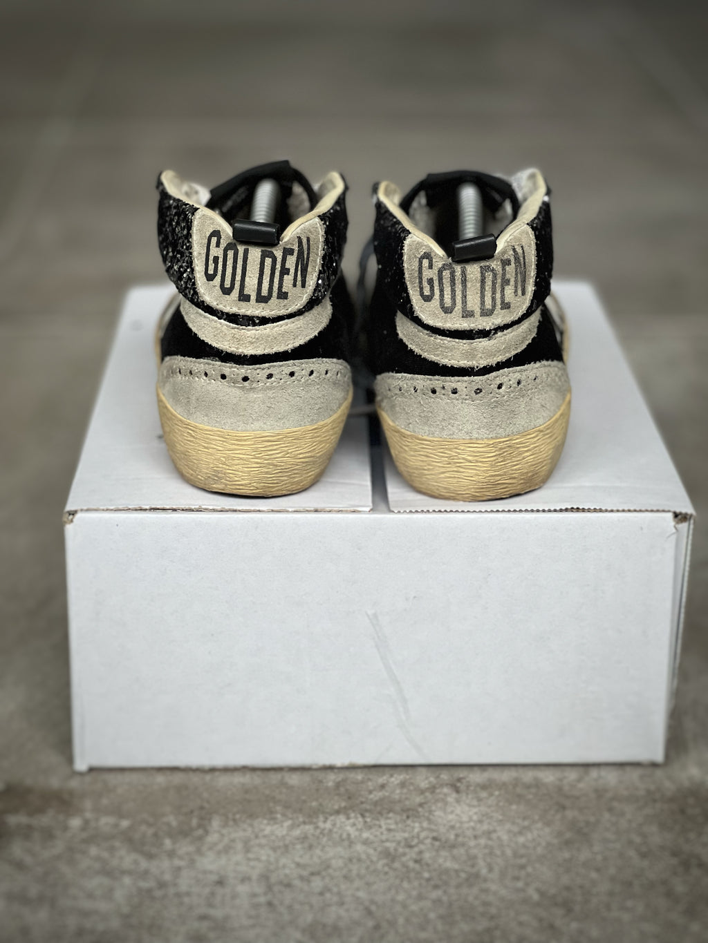Talla 37 | Golden Goose Mid Star Black Preowned