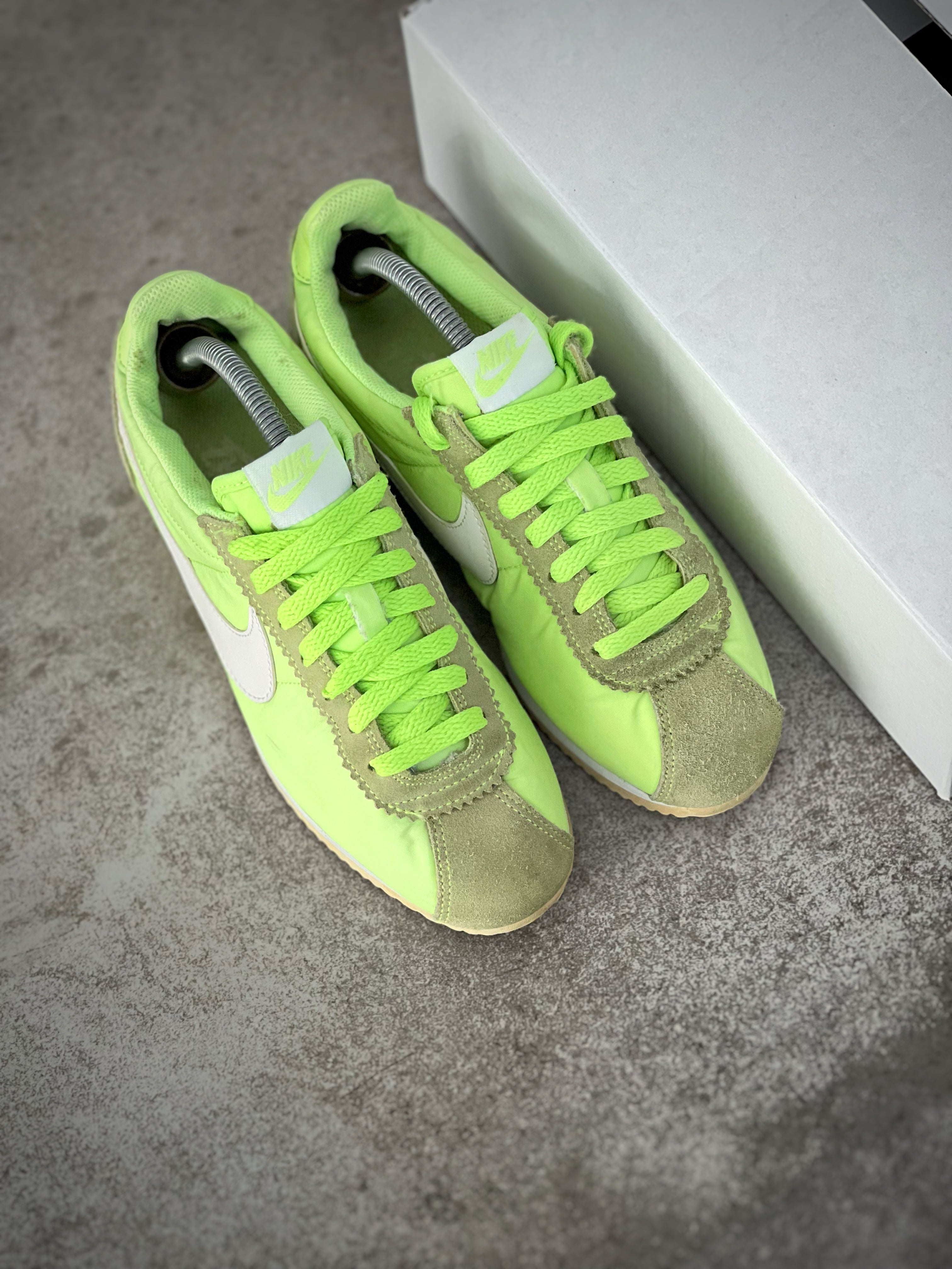 Talla 38 | Nike Cortez fluor green woman