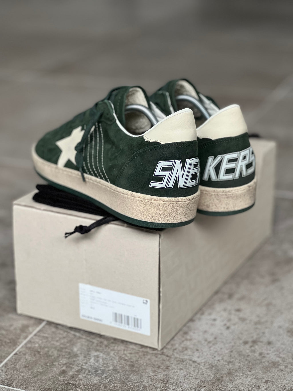 Size 41 | Golden Goose Ball Star Dark Green Man