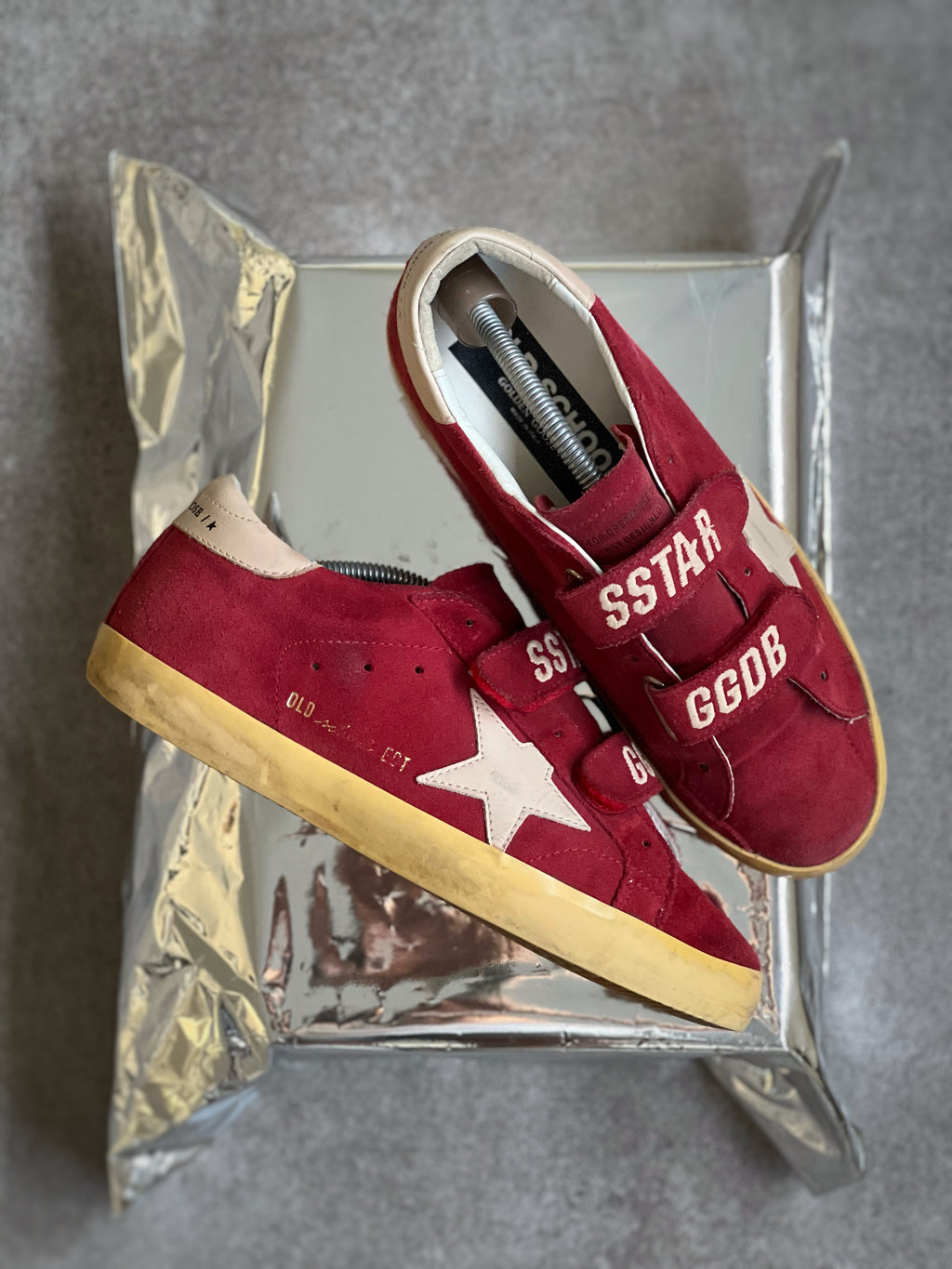 Golden Goose Old School Red & White Woman