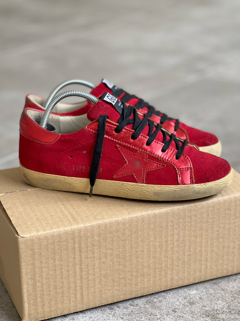 Size 38 | All red Golden Goose Superstar