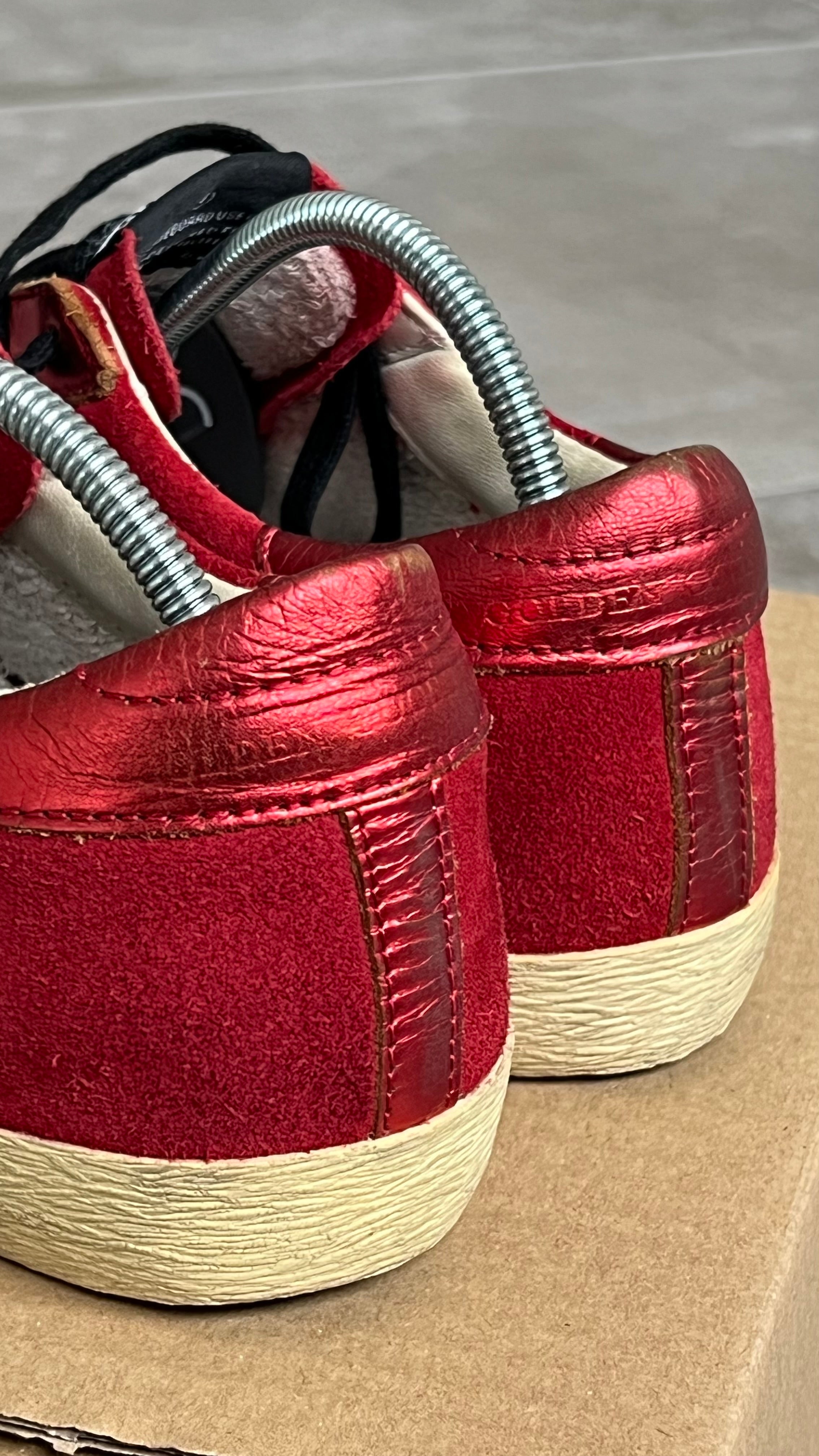 Size 38 | All red Golden Goose Superstar