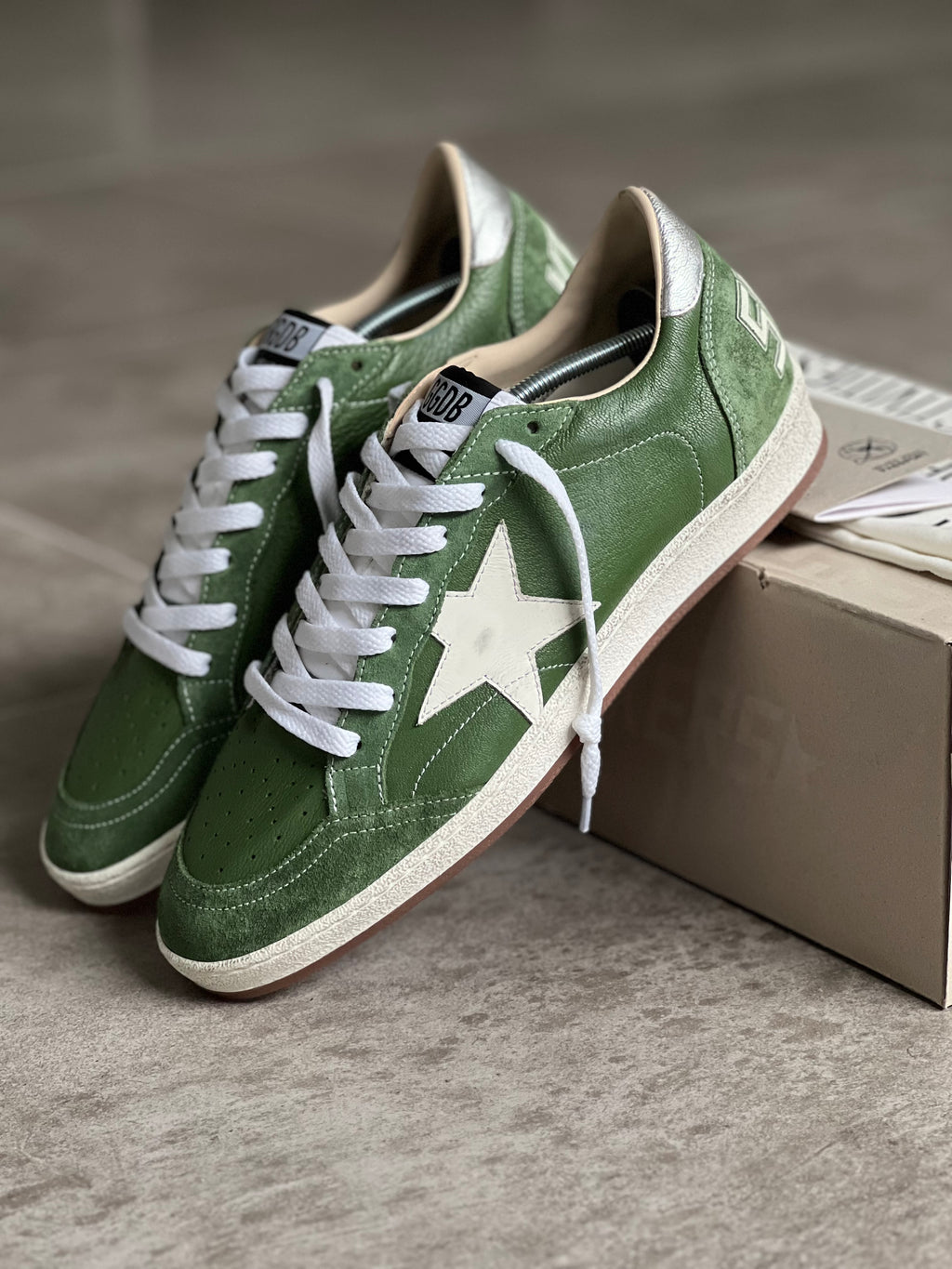 Size 42 | Ball Star Golden Goose Man Green/White/Silver