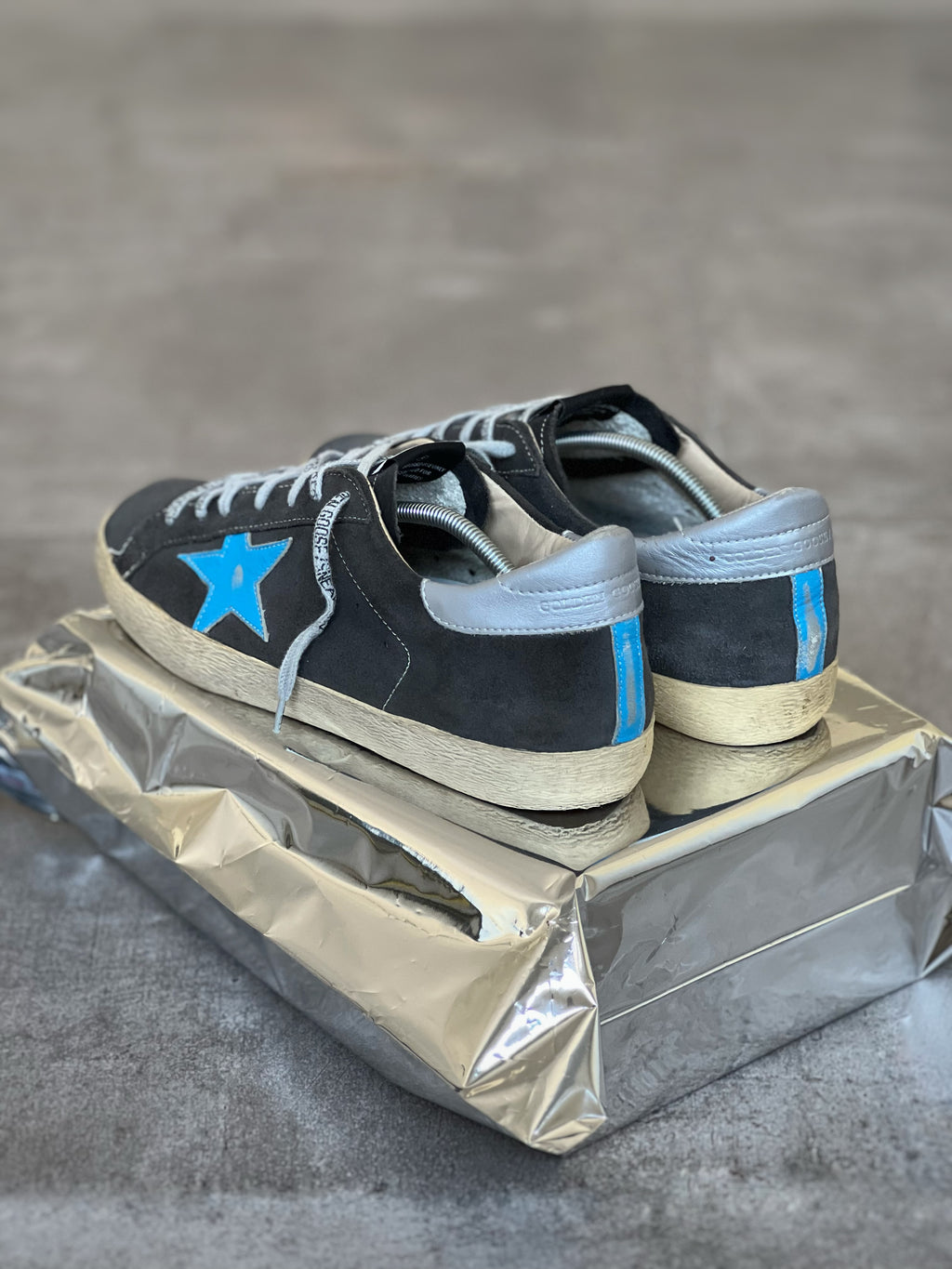 Golden Goose Superstar Grey & Blue Man Preowned