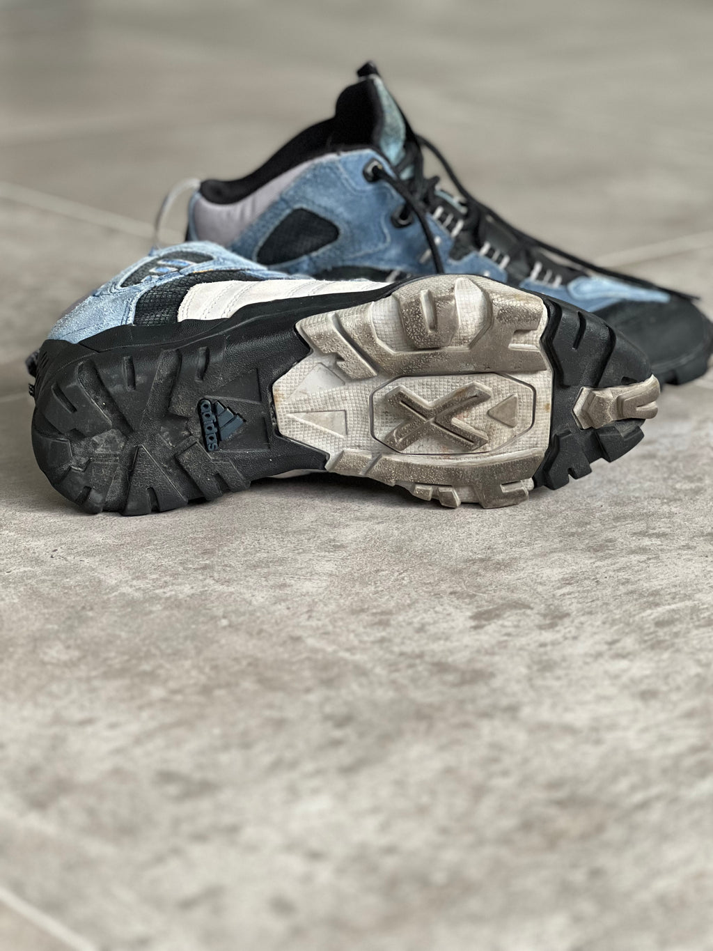 Size 42 | Gore Tex Adidas Y2k boots