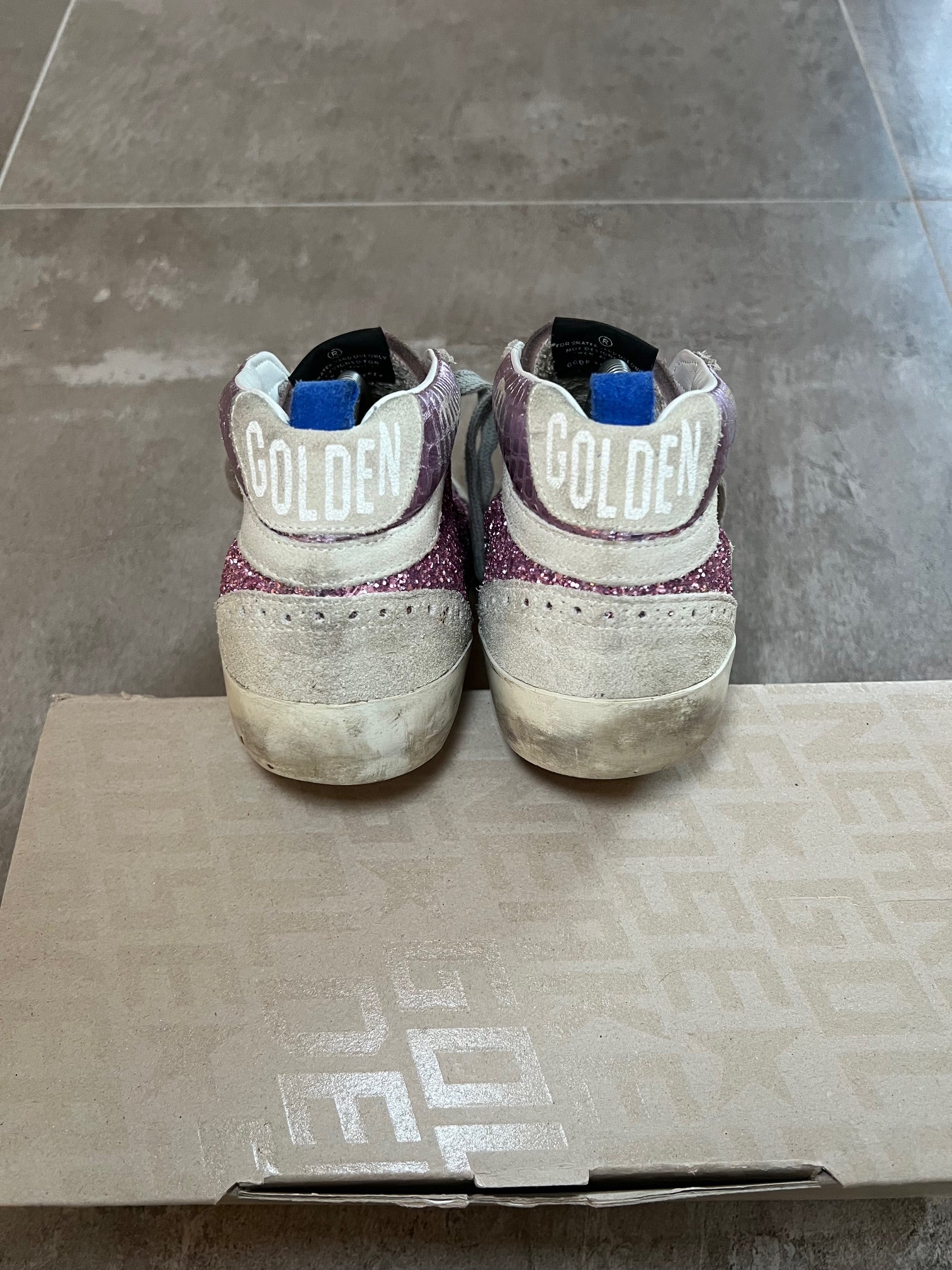 Size 38 I Mid Star Golden Goose