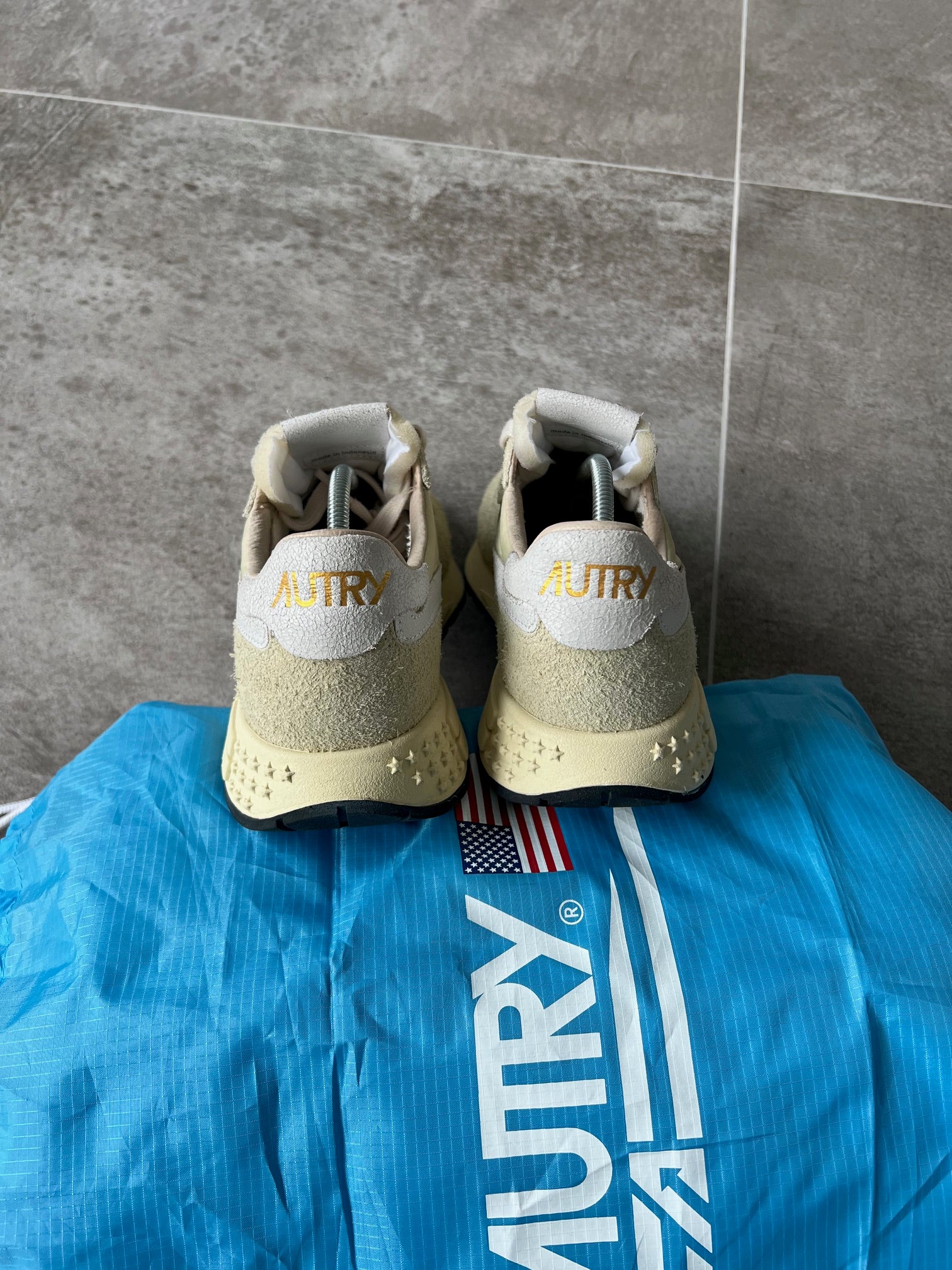 Size 40 I AUTRY Reelwind Cream