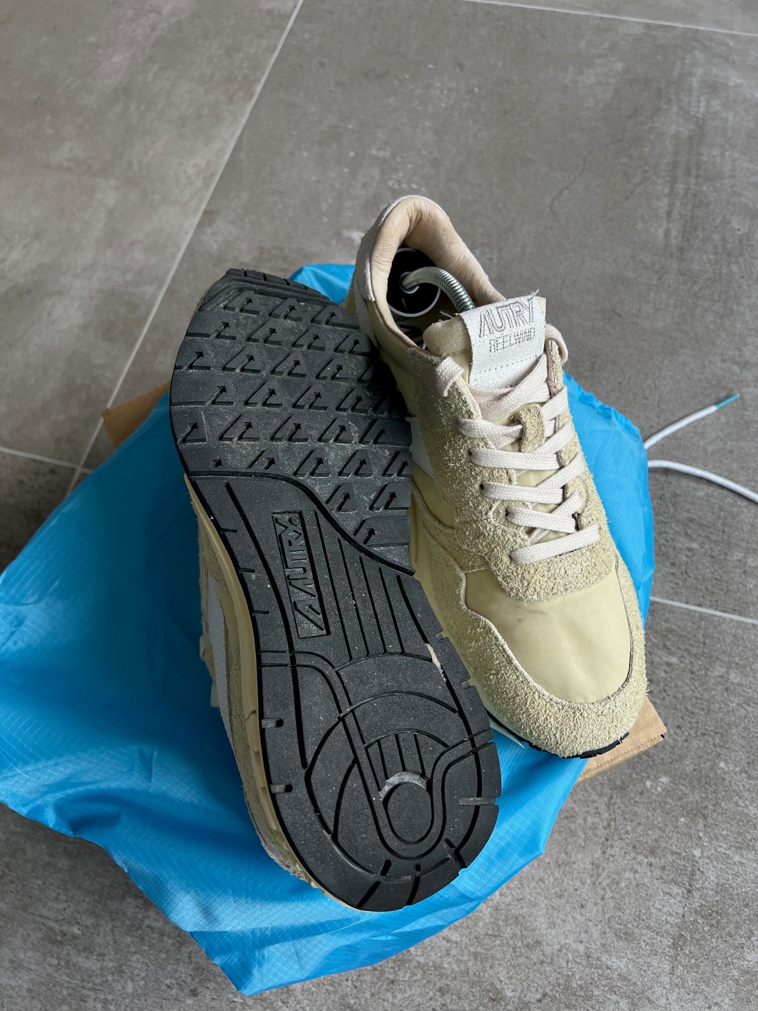 Size 40 I AUTRY Reelwind Cream