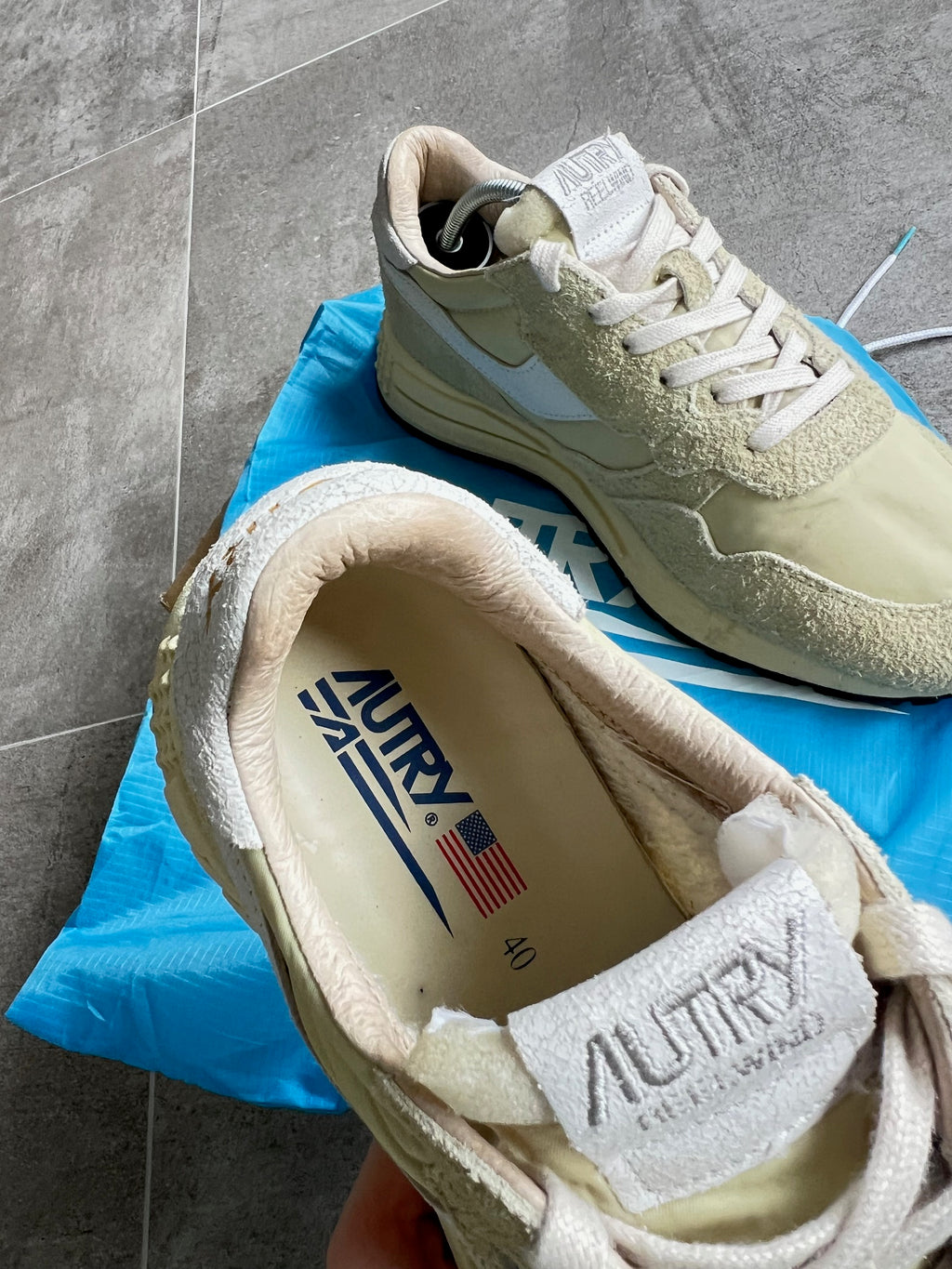 Size 40 I AUTRY Reelwind Cream
