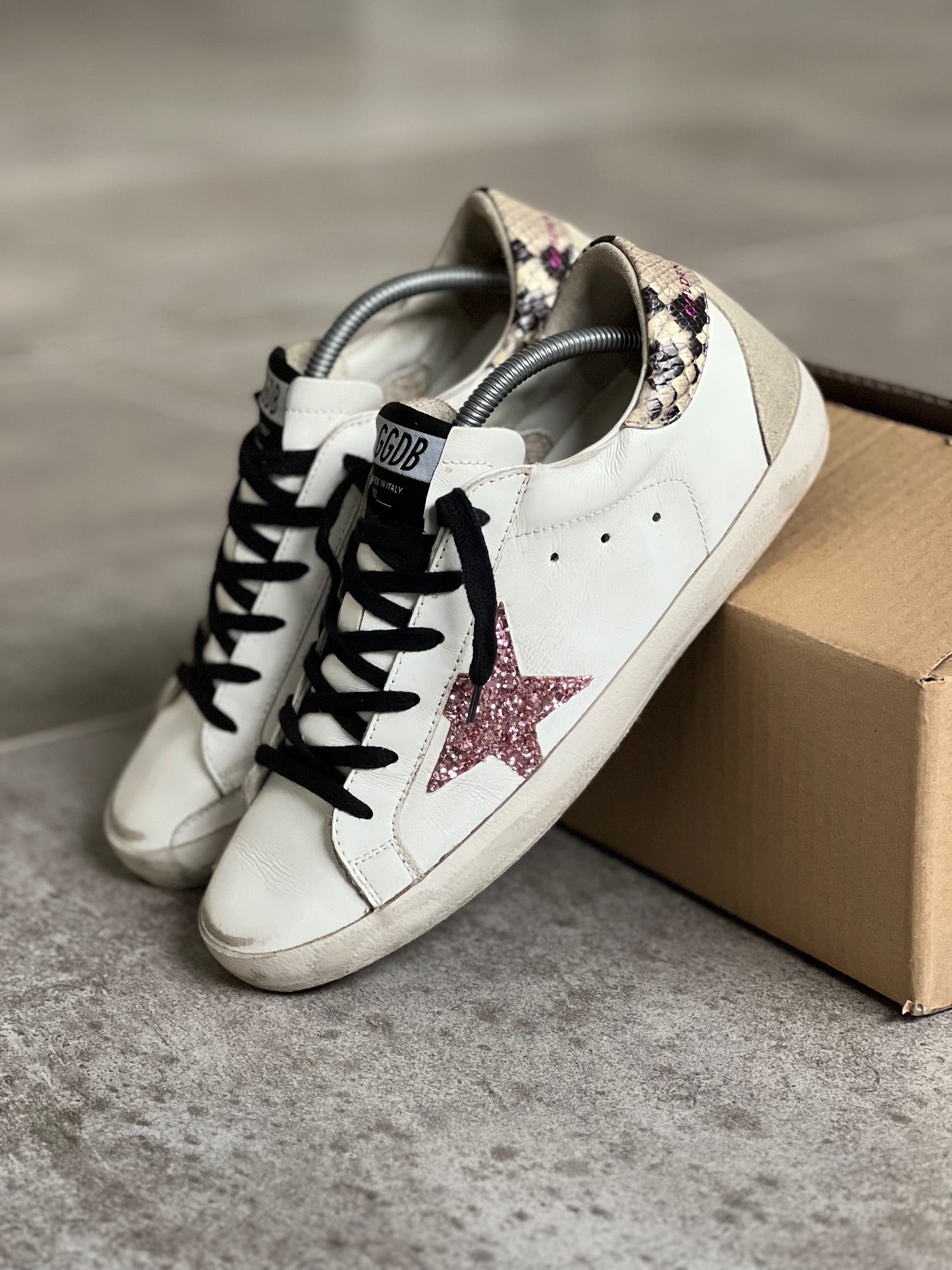 Size 39 I Golden Goose Superstar Classic Woman