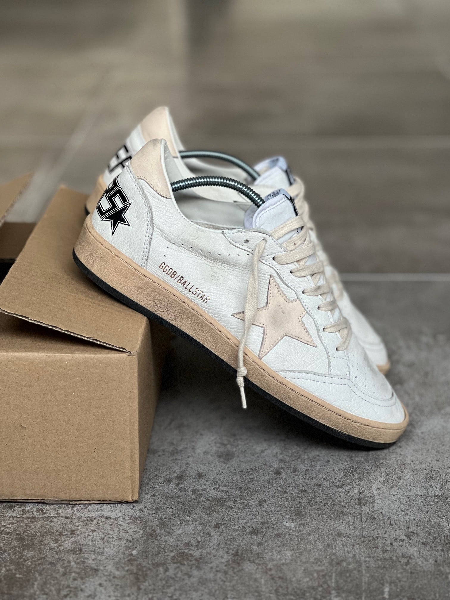 Size 40 I Golden Goose Ball Star Classic
