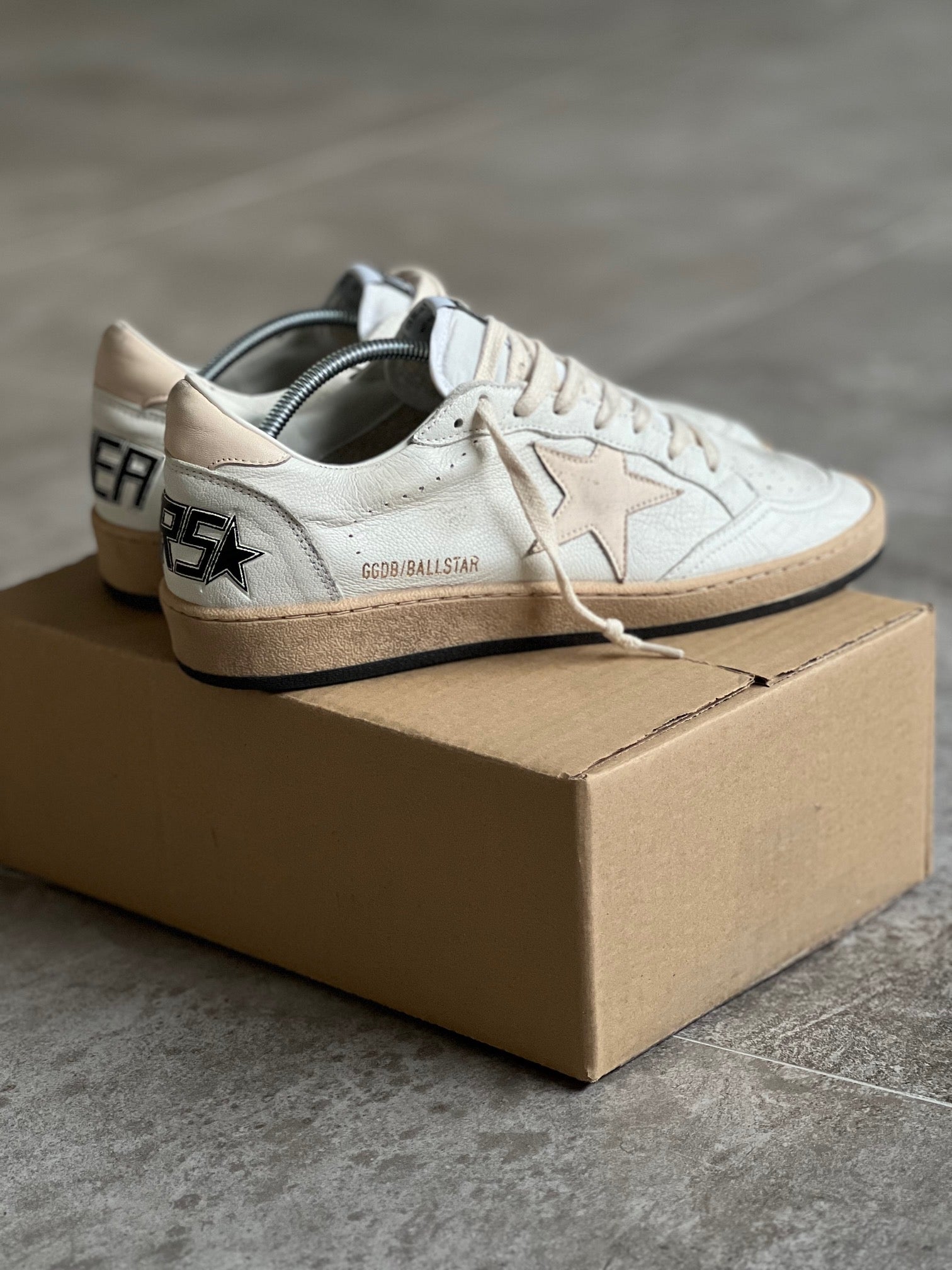 Size 40 I Golden Goose Ball Star Classic