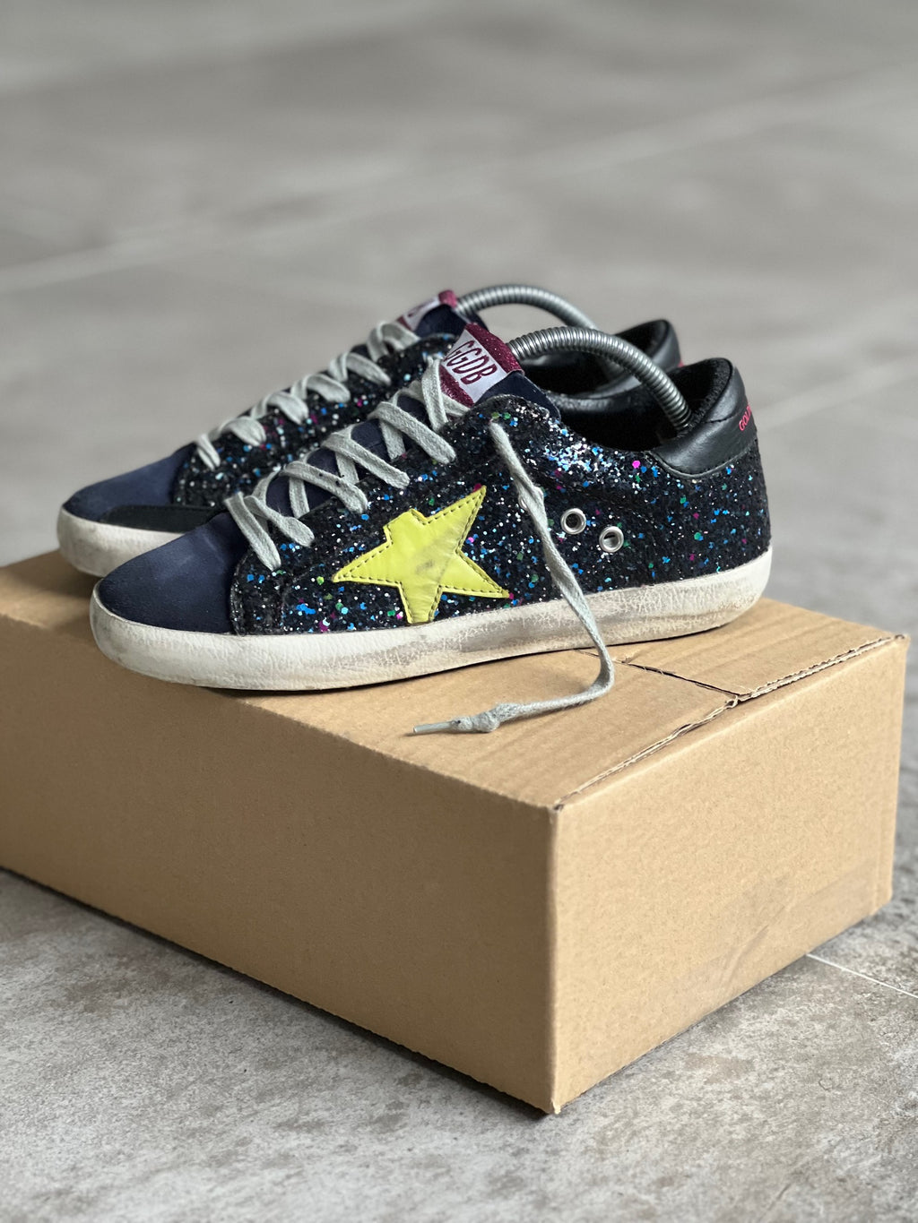 Size 36 I Golden Goose Superstar Navy