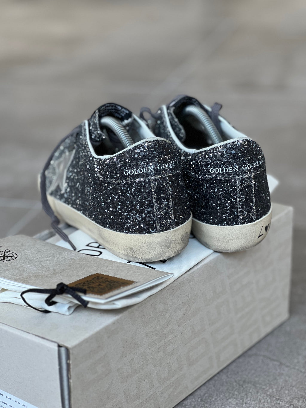 Size 38 I Golden Goose Superstar woman brand new