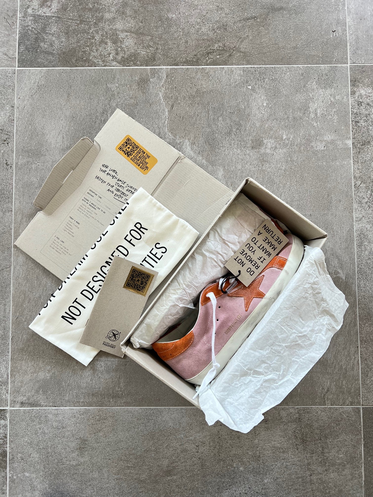 Size 41 I Brand new Superstar Golden Goose