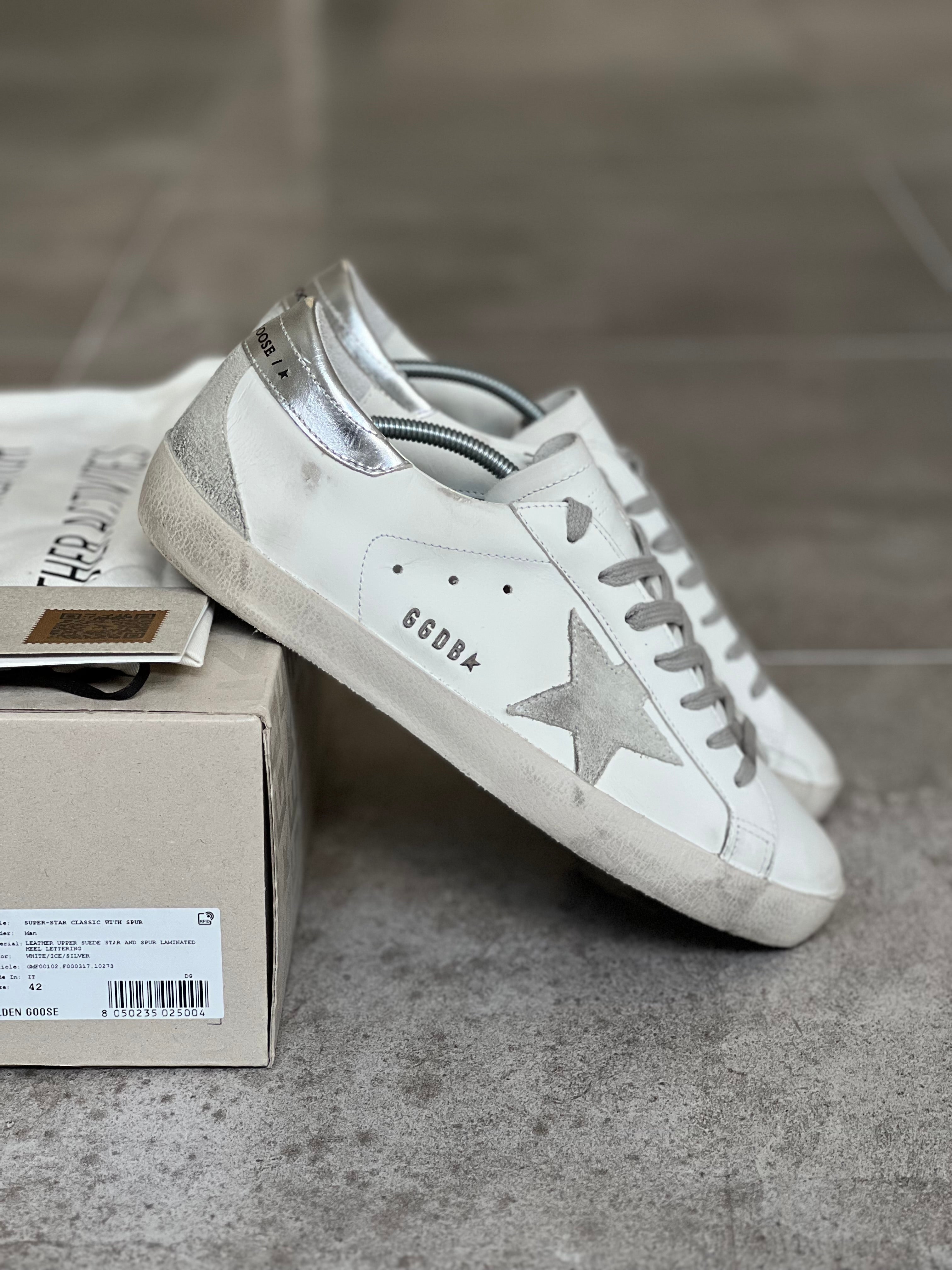 Talla 42 I Golden Goose Superstar Classic Man White & Silver