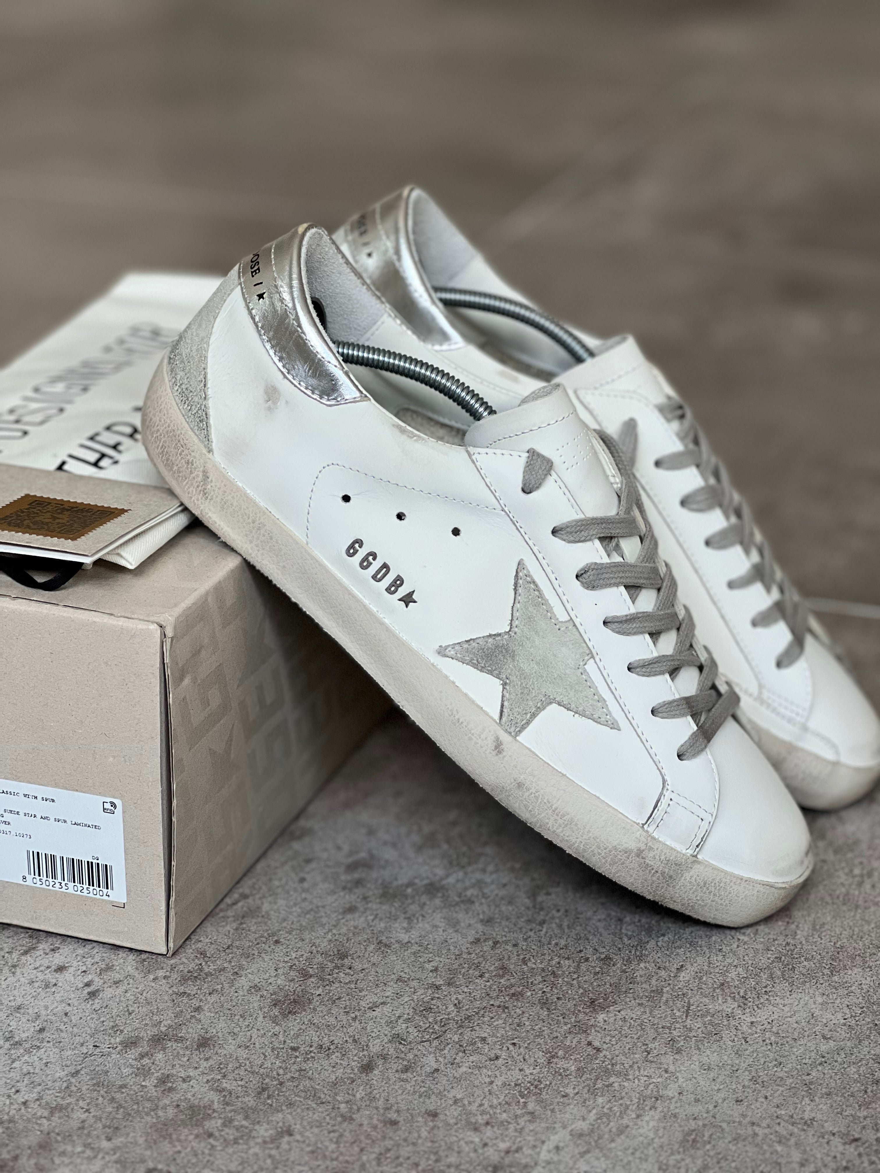 Talla 42 I Golden Goose Superstar Classic Man White & Silver