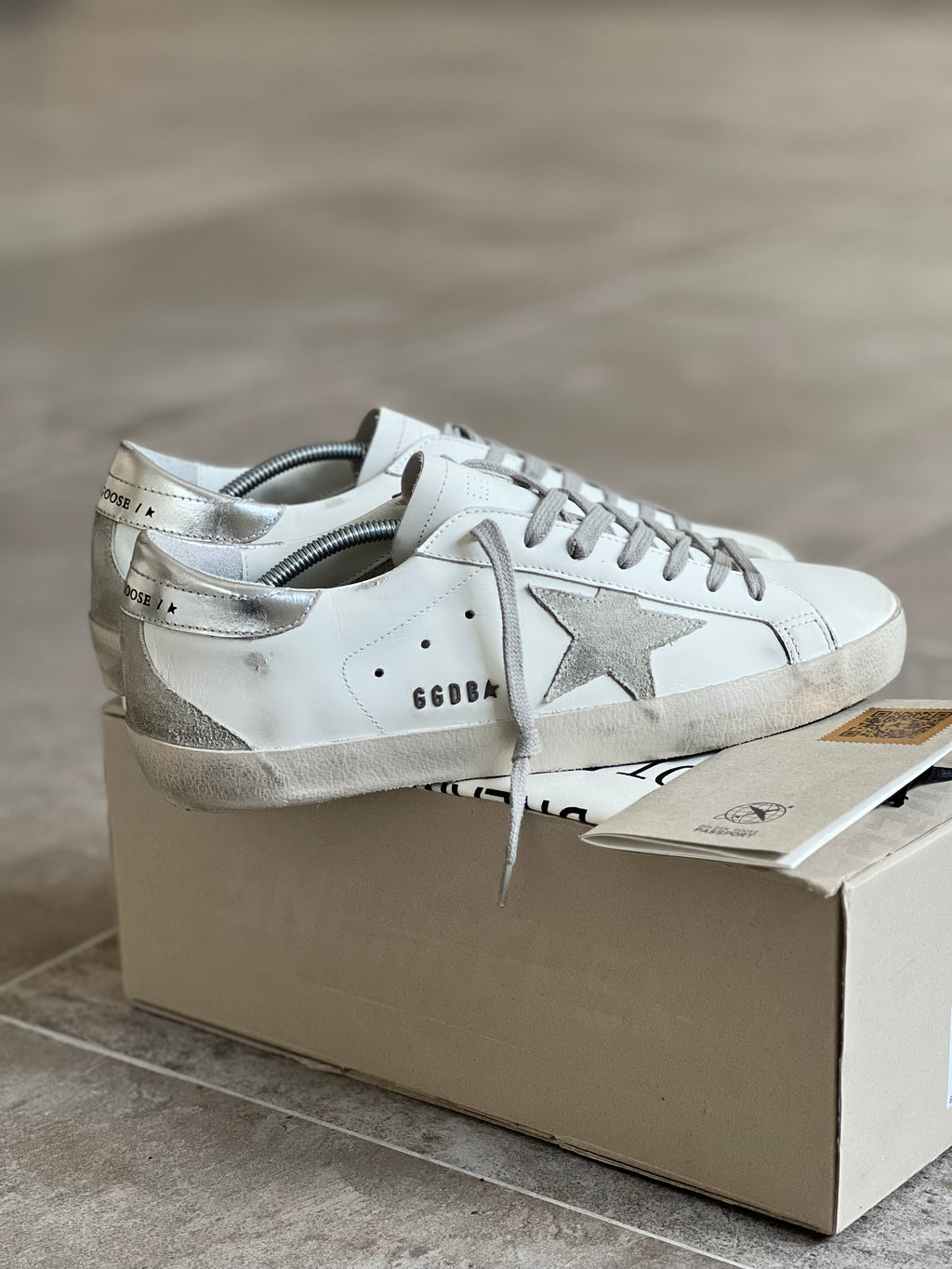 Size 42 I Golden Goose Superstar Classic Man White &amp; Silver