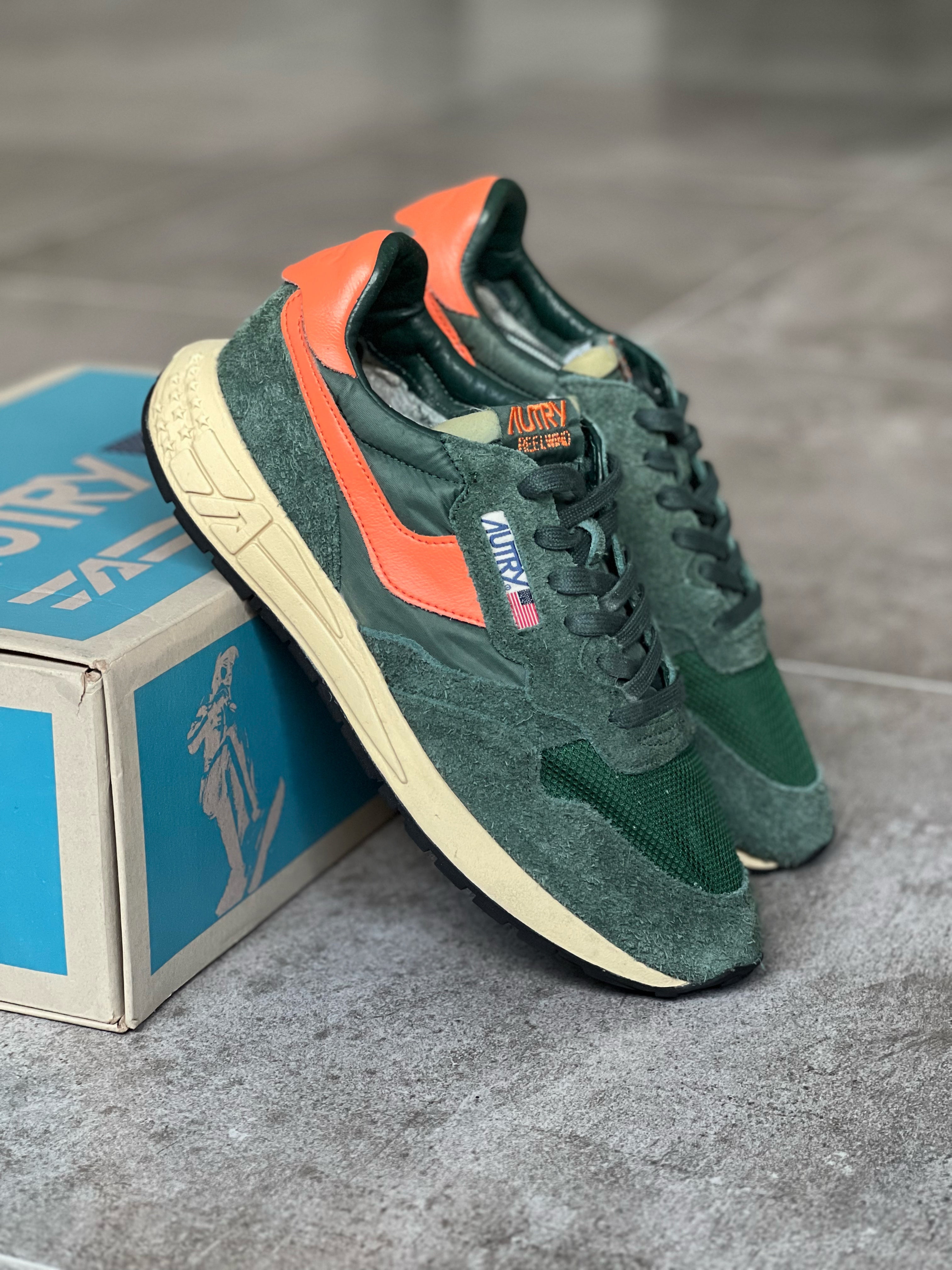 Size 44 I Autry Reelwind Green & Orange