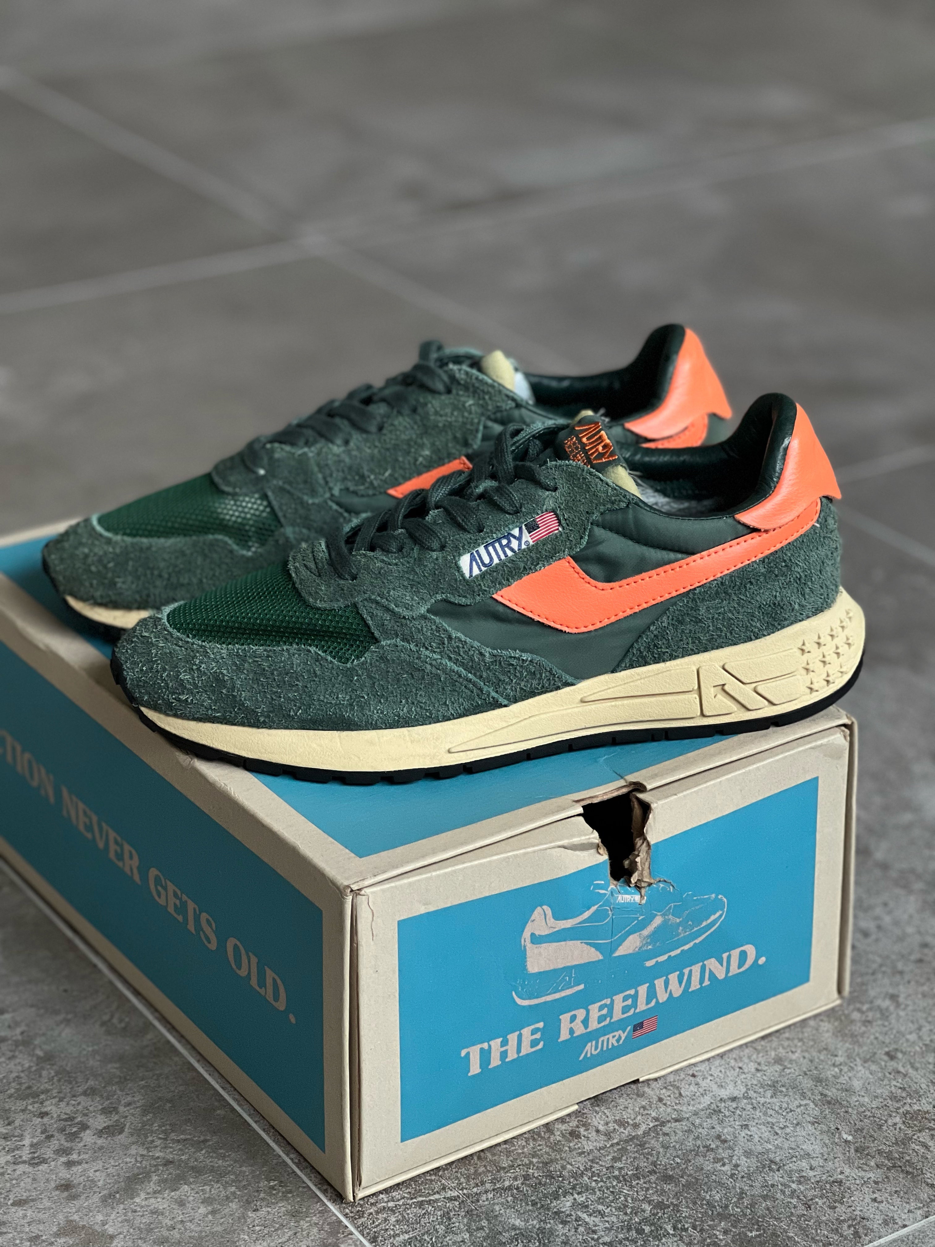 Size 44 I Autry Reelwind Green & Orange