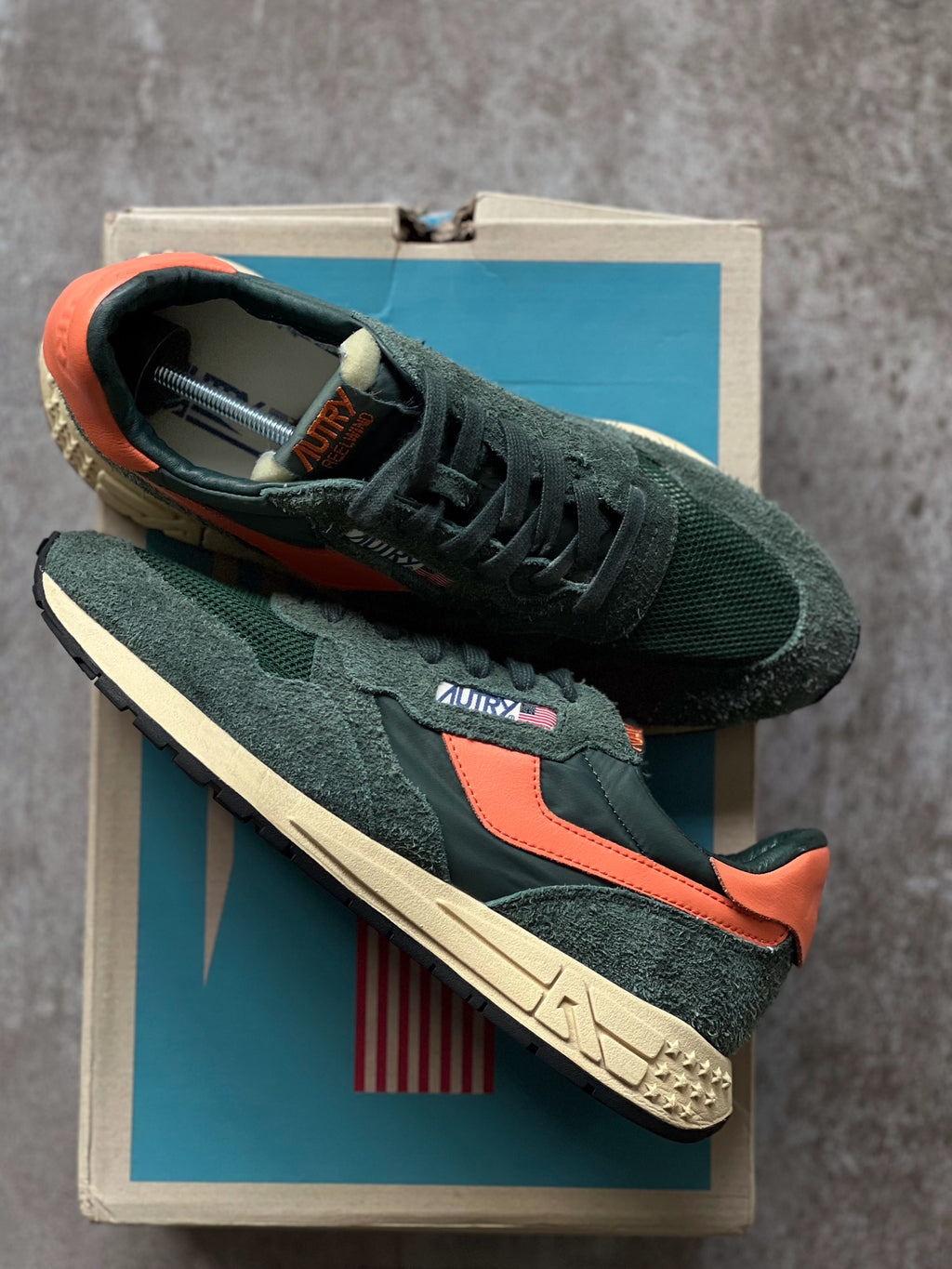 Size 44 I Autry Reelwind Green & Orange