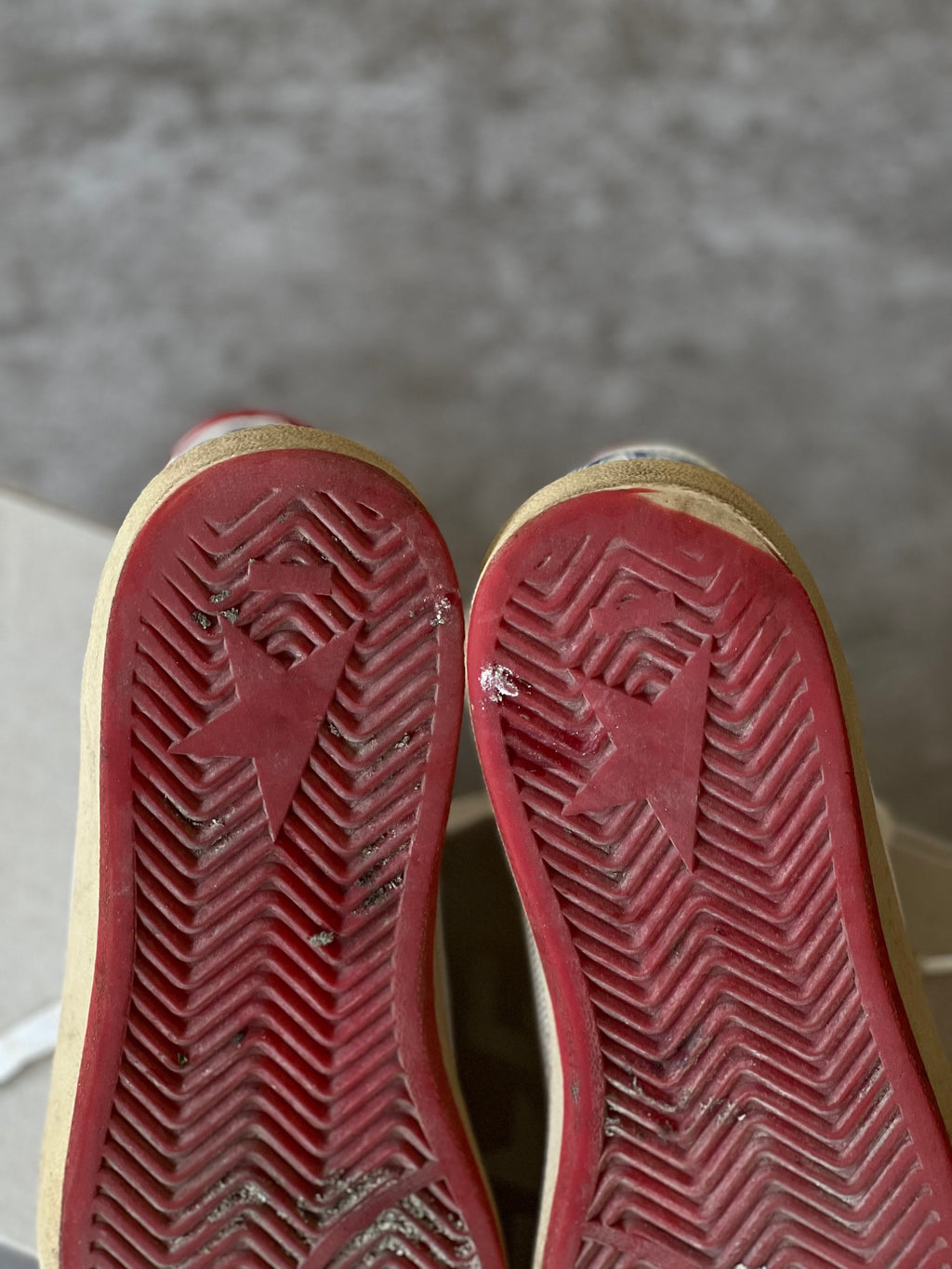 Size 40 I Golden Goose Ball Star
