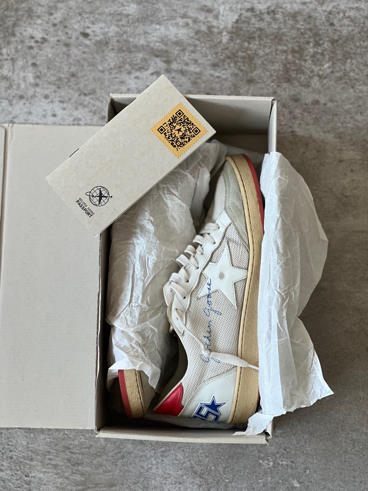 Size 40 I Golden Goose Ball Star