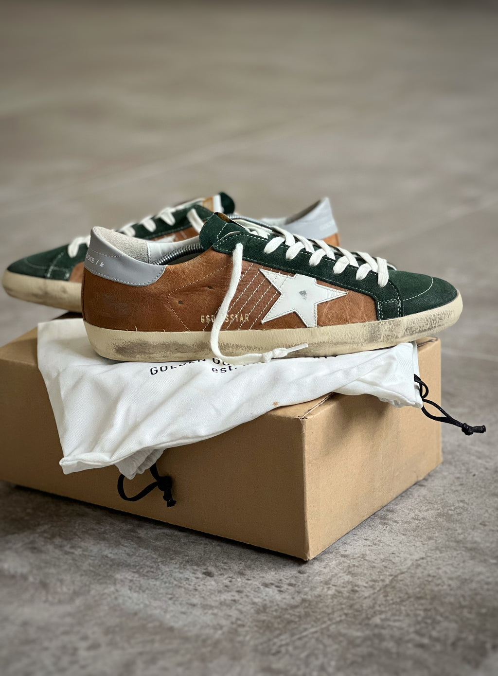 size 42 I Golden Goose Superstar Brown & Green Man Preloved