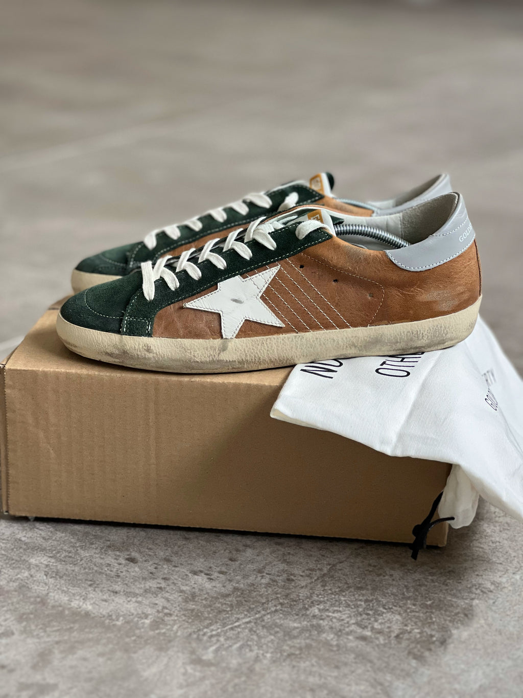 size 42 I Golden Goose Superstar Brown & Green Man Preloved