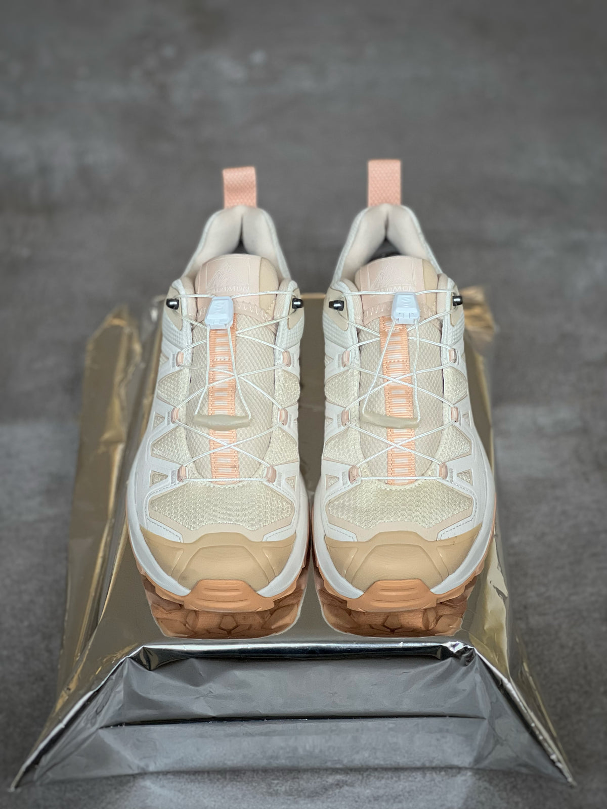 Salomon X Ultra 360 Women's Beige Sneakers