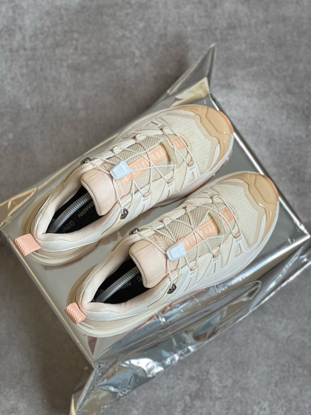 Salomon X Ultra 360 Women's Beige Sneakers