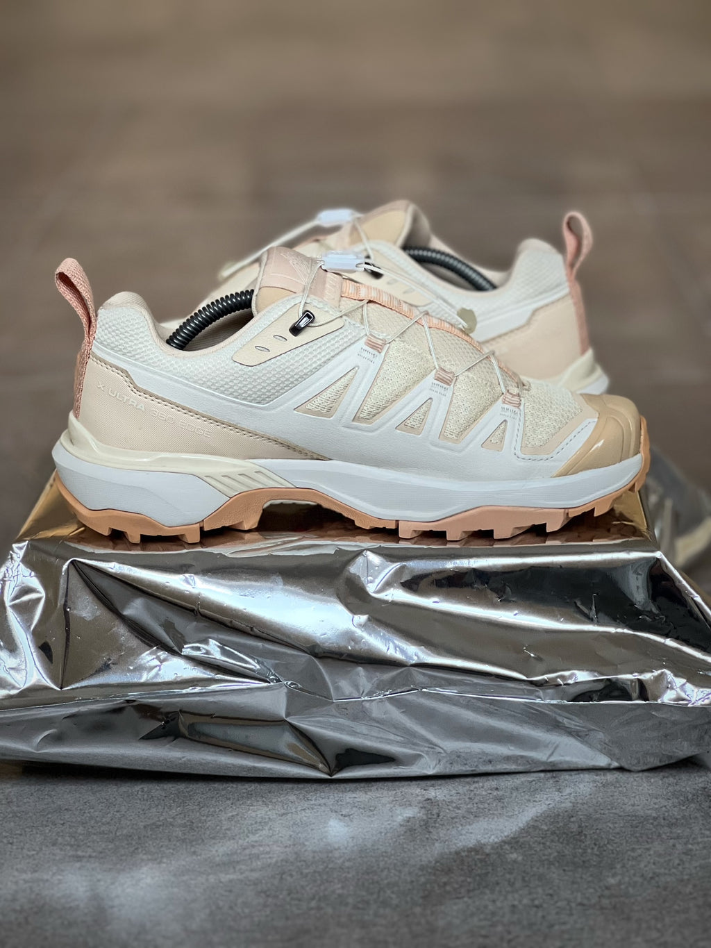 Salomon X Ultra 360 Women's Beige Sneakers