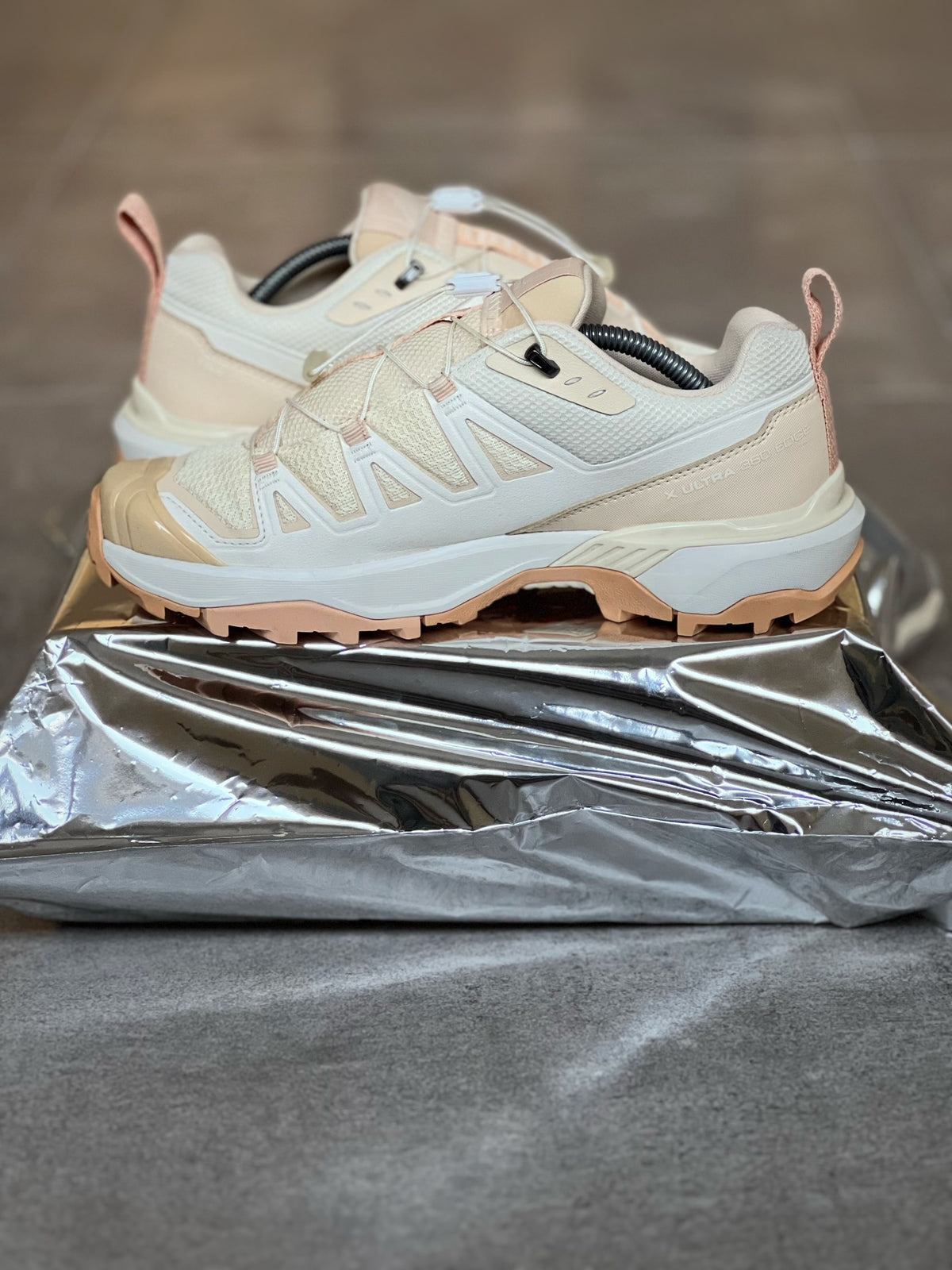 Salomon X Ultra 360 Women's Beige Sneakers
