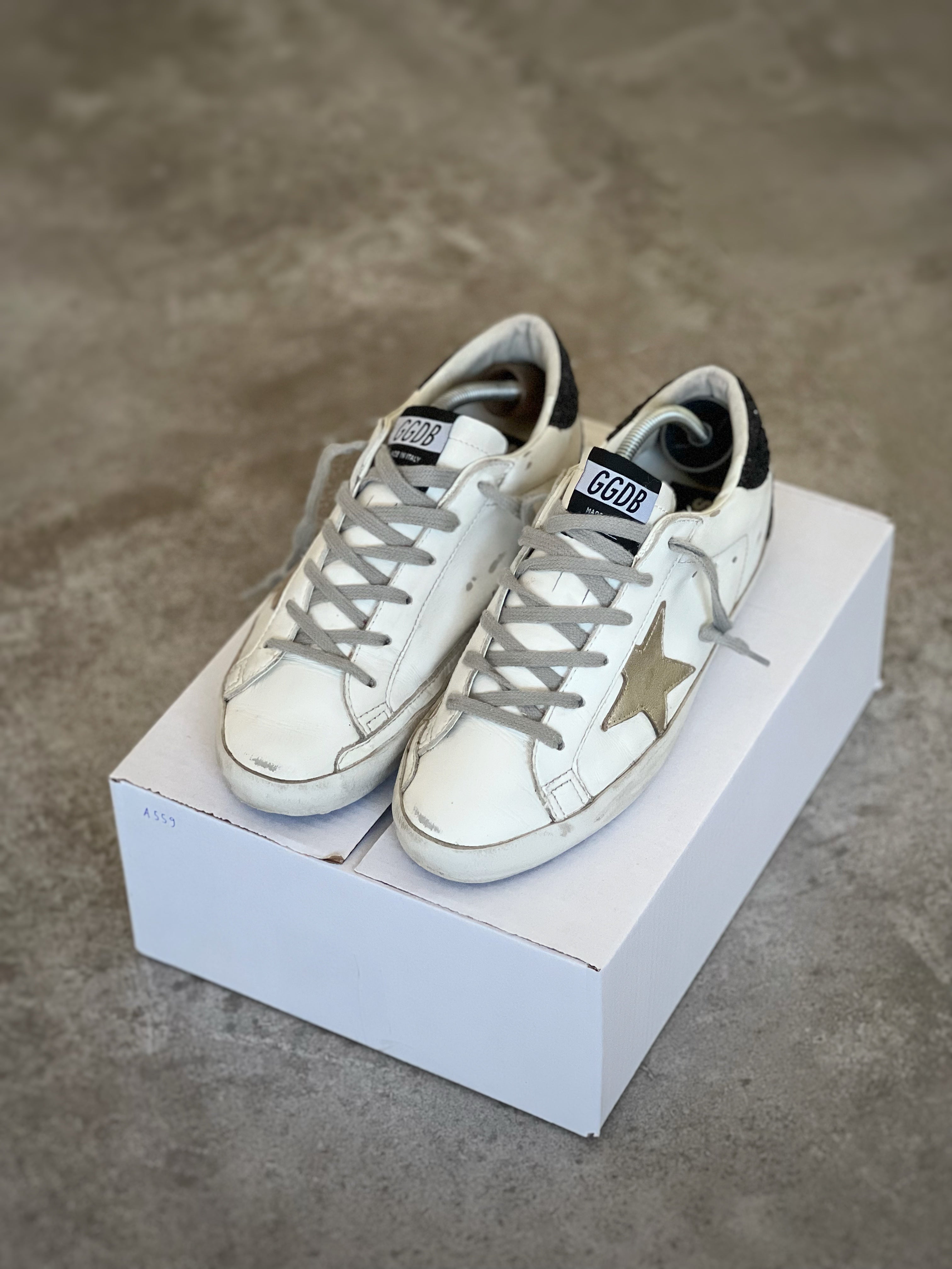 Talla 39 | Classic Superstar Woman White/Gold/Black